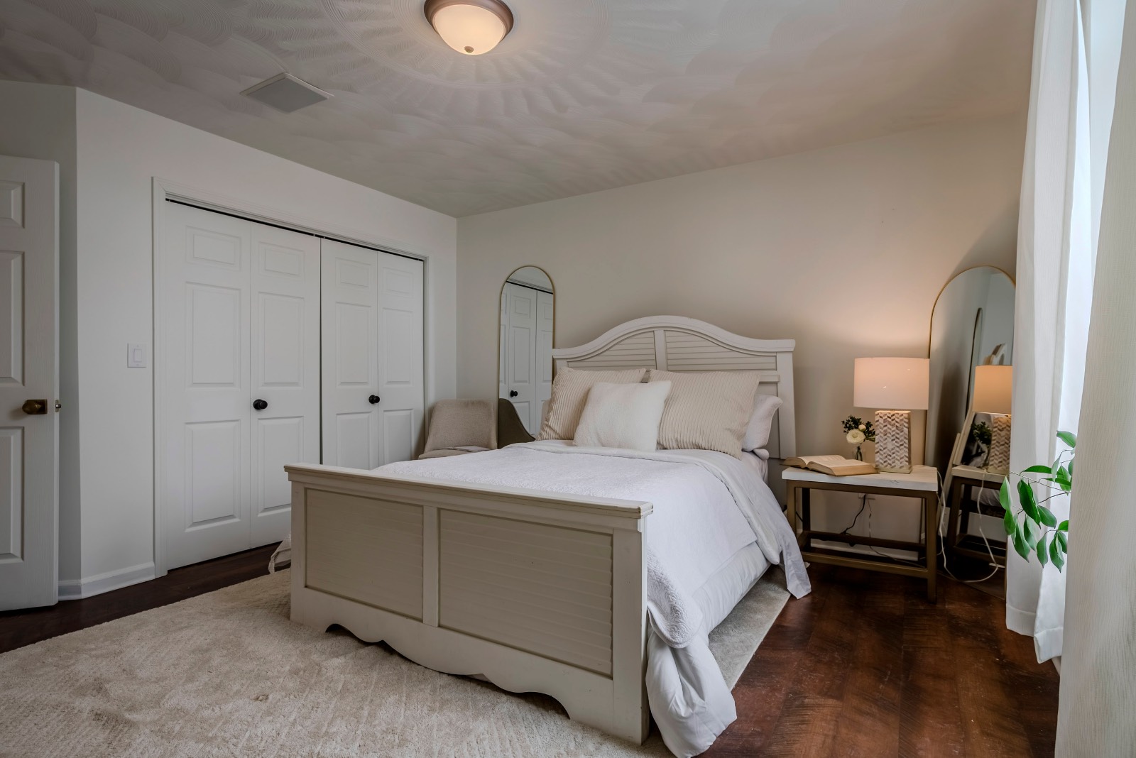 #44 photo, 17 Symphony Place, Whitesboro , NY 13492