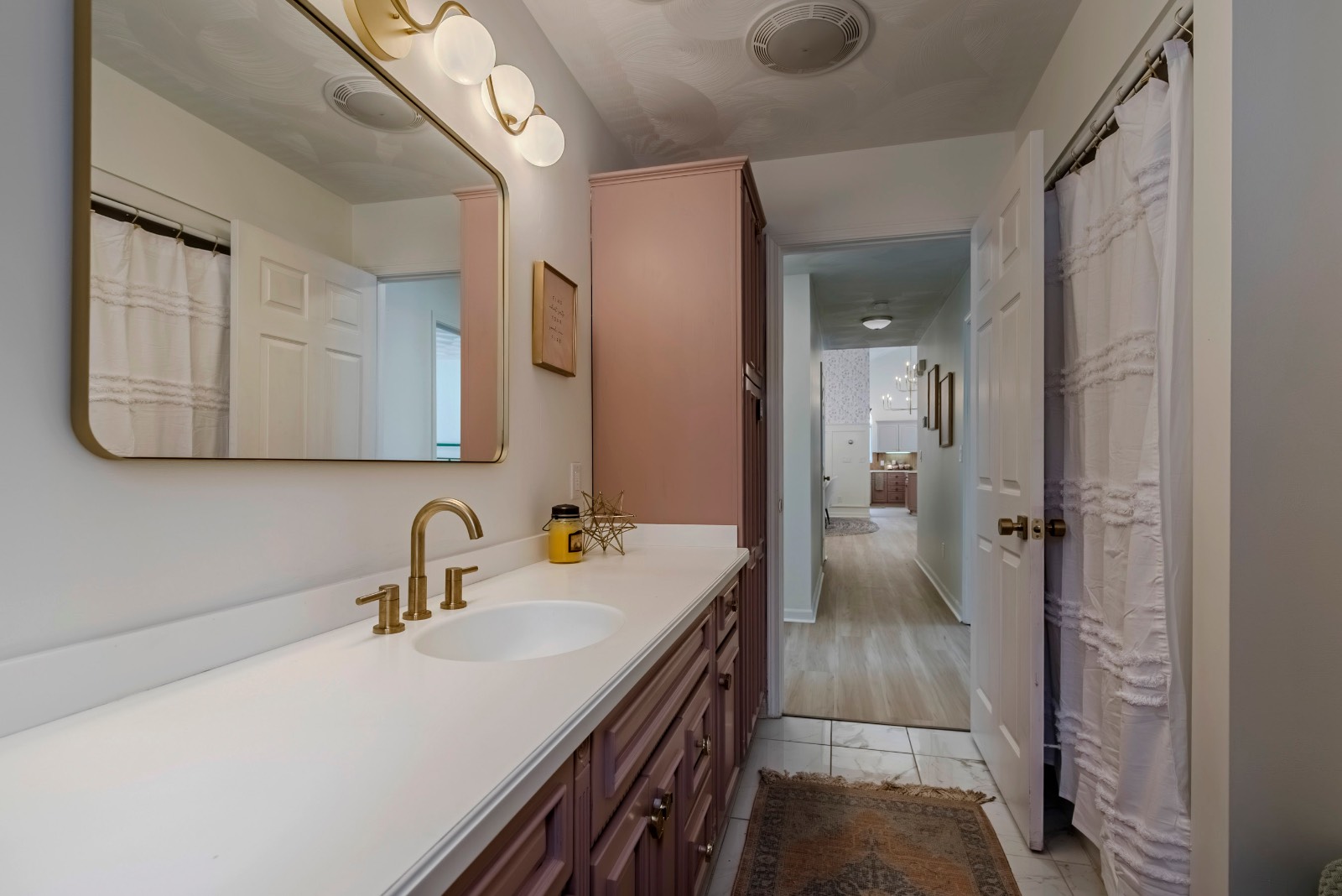 #47 photo, 17 Symphony Place, Whitesboro , NY 13492