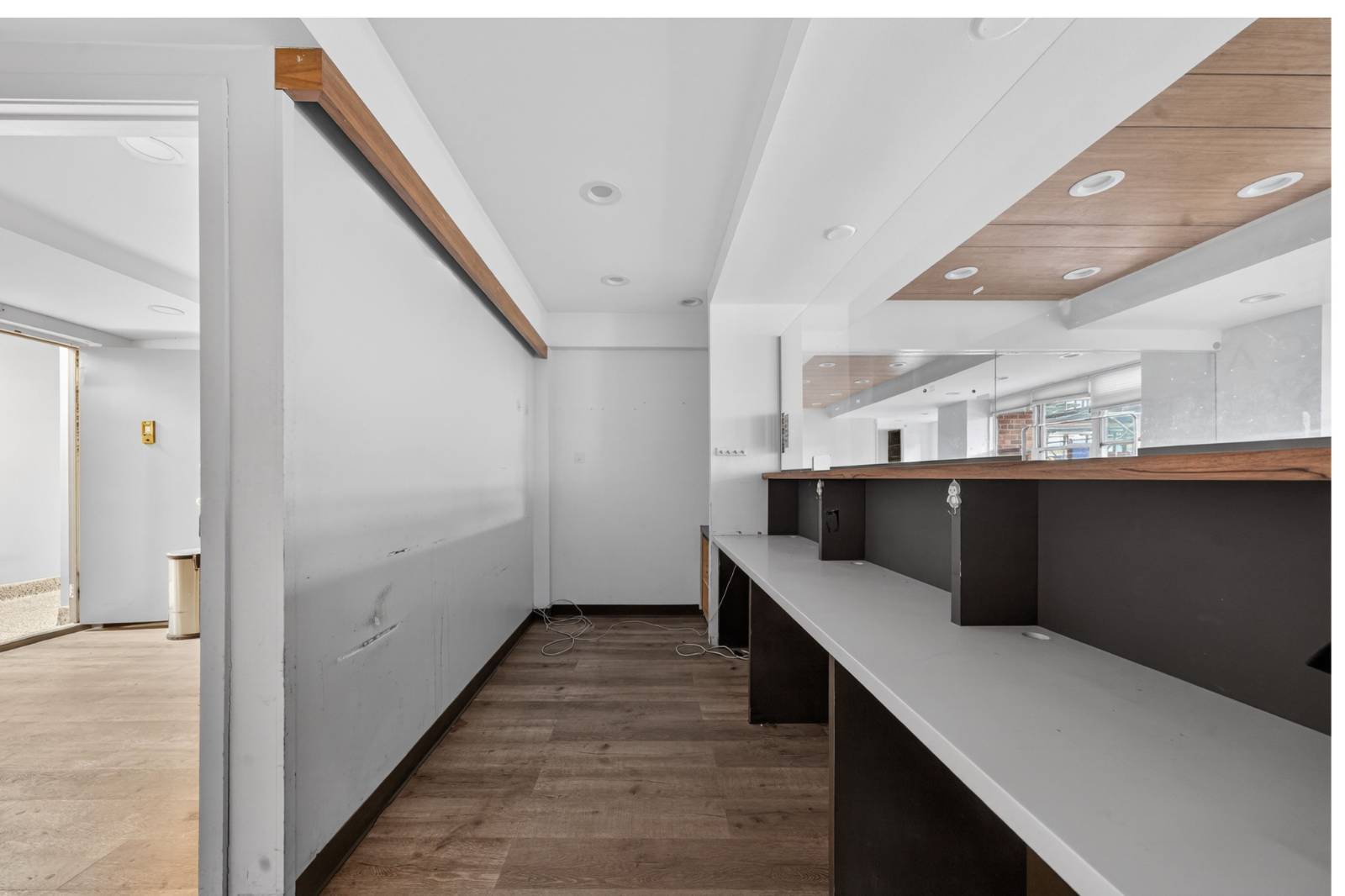 #5 photo, 142-05 Roosevelt Ave, Suite 112, Flushing , NY 11354