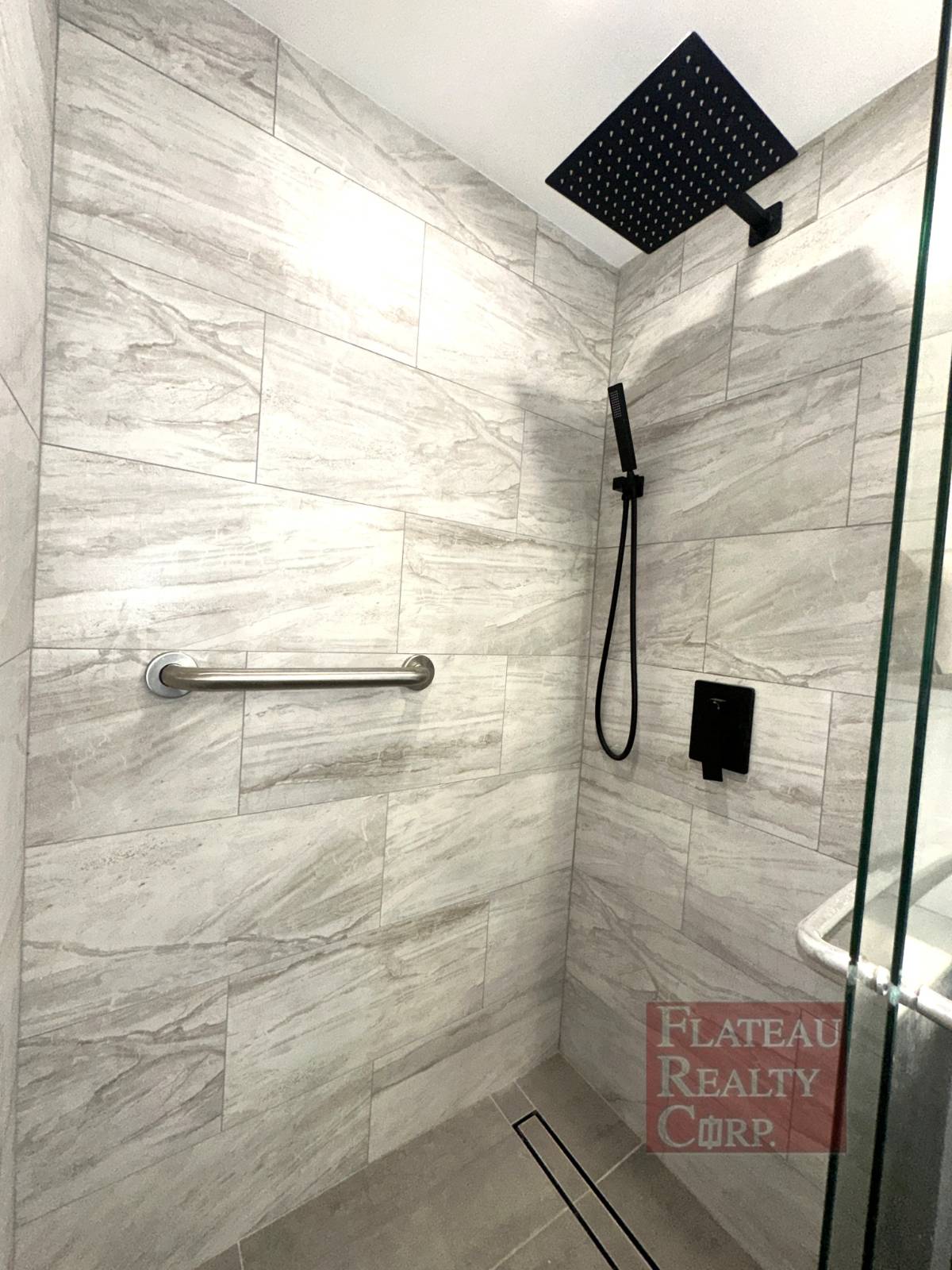 #15 photo, 364 Marion Street, #1, 布鲁克林 Ocean Hill , NY 11233