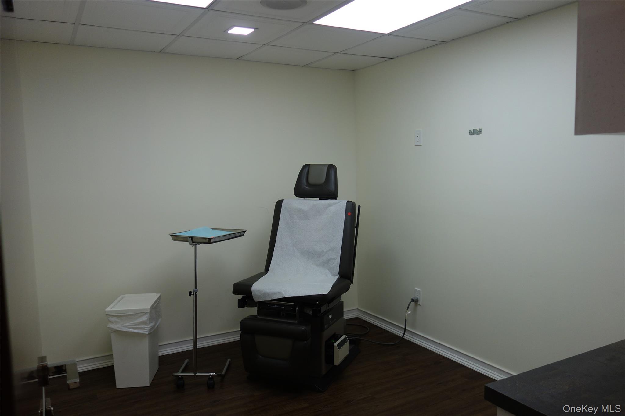 #14 photo, 64-33 98th Street, 뉴욕퀸즈 Rego Park , NY 11374