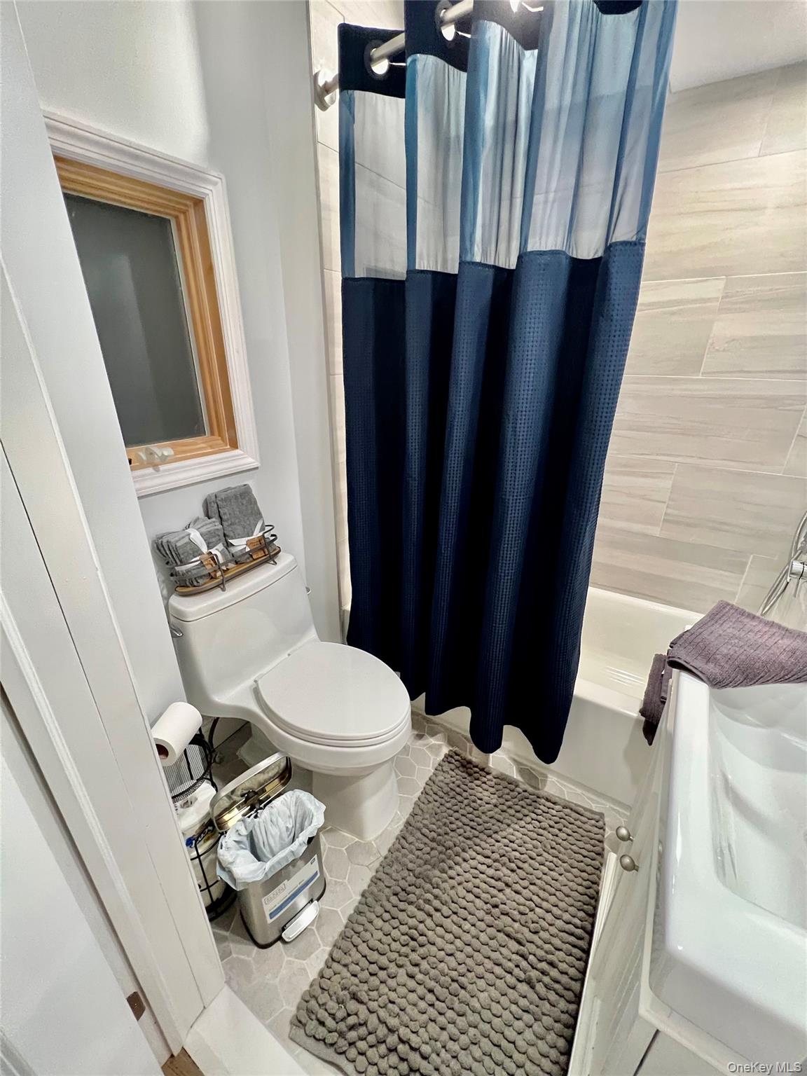 #12 photo, 100 Clubhouse Road, Bellmore , NY 11710