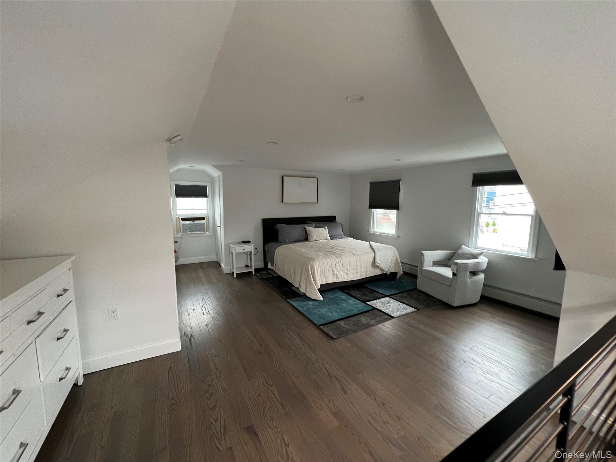 #17 photo, 100 Clubhouse Road, Bellmore , NY 11710