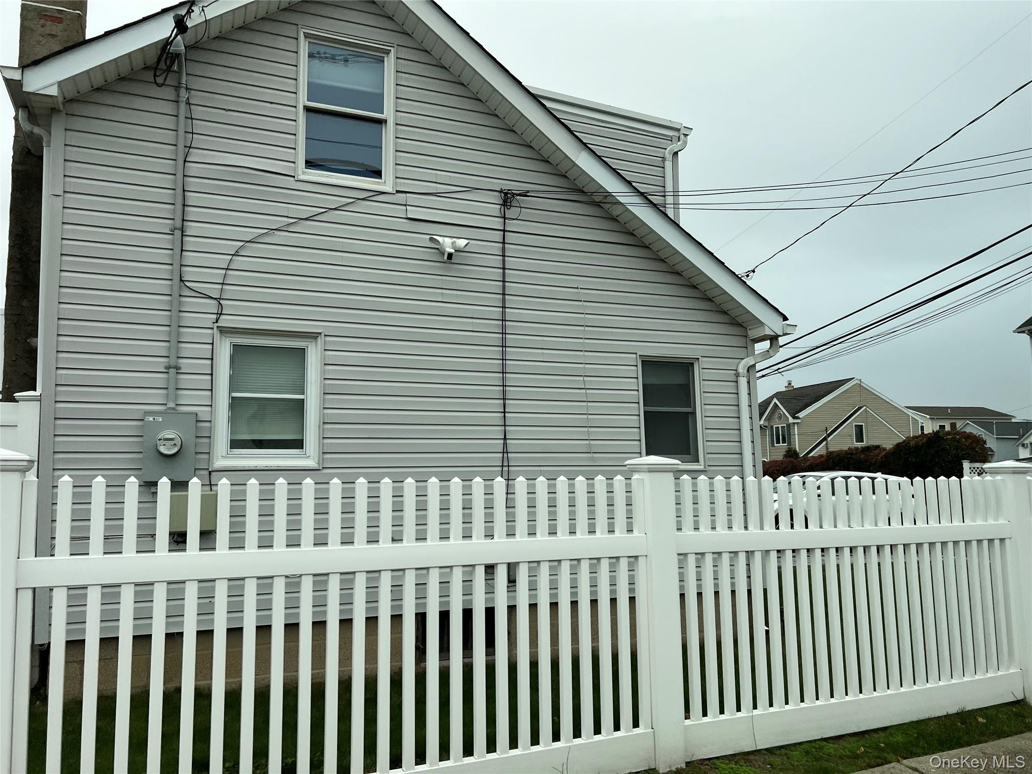 #3 photo, 100 Clubhouse Road, Bellmore , NY 11710