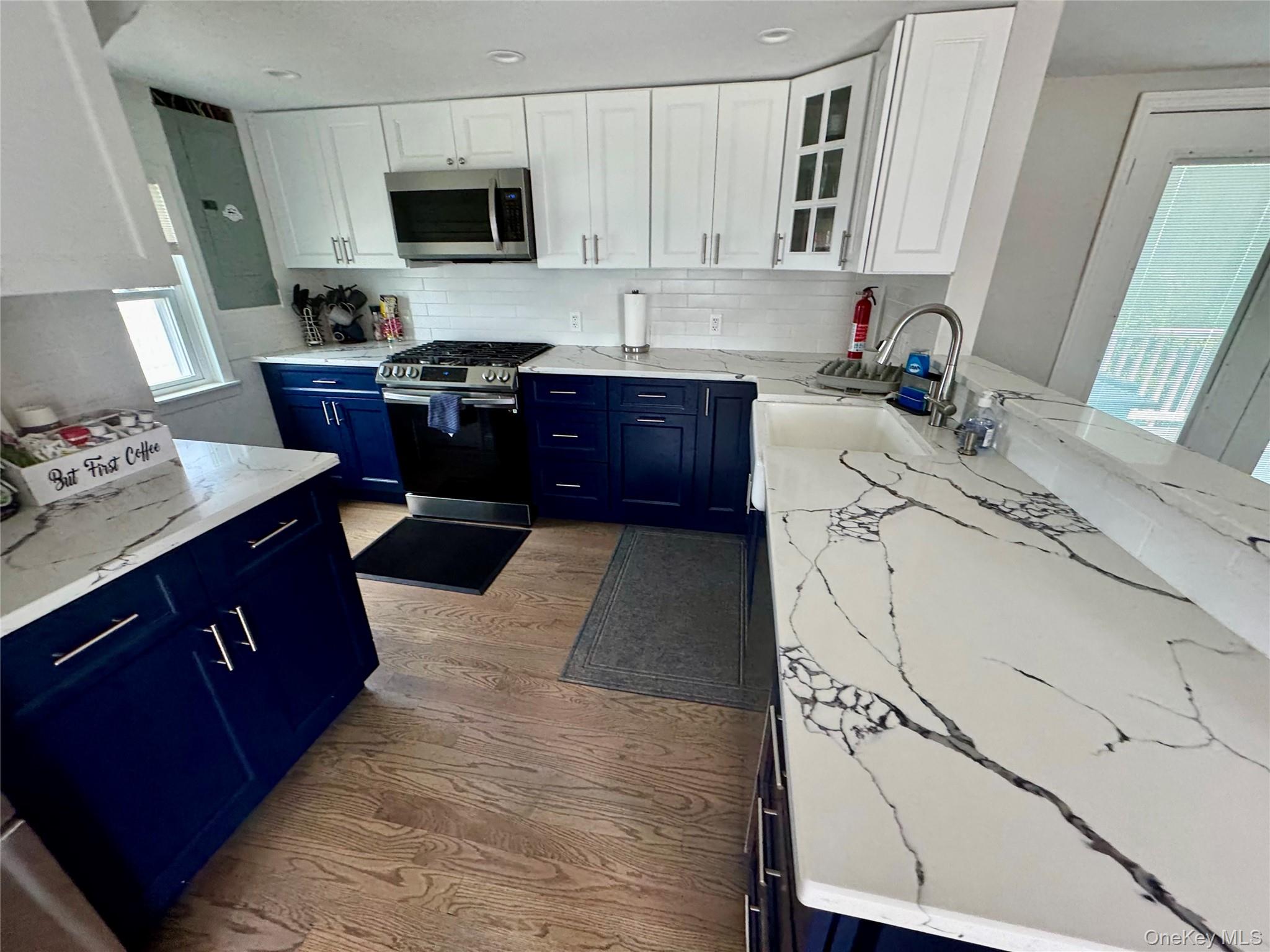 #7 photo, 100 Clubhouse Road, Bellmore , NY 11710