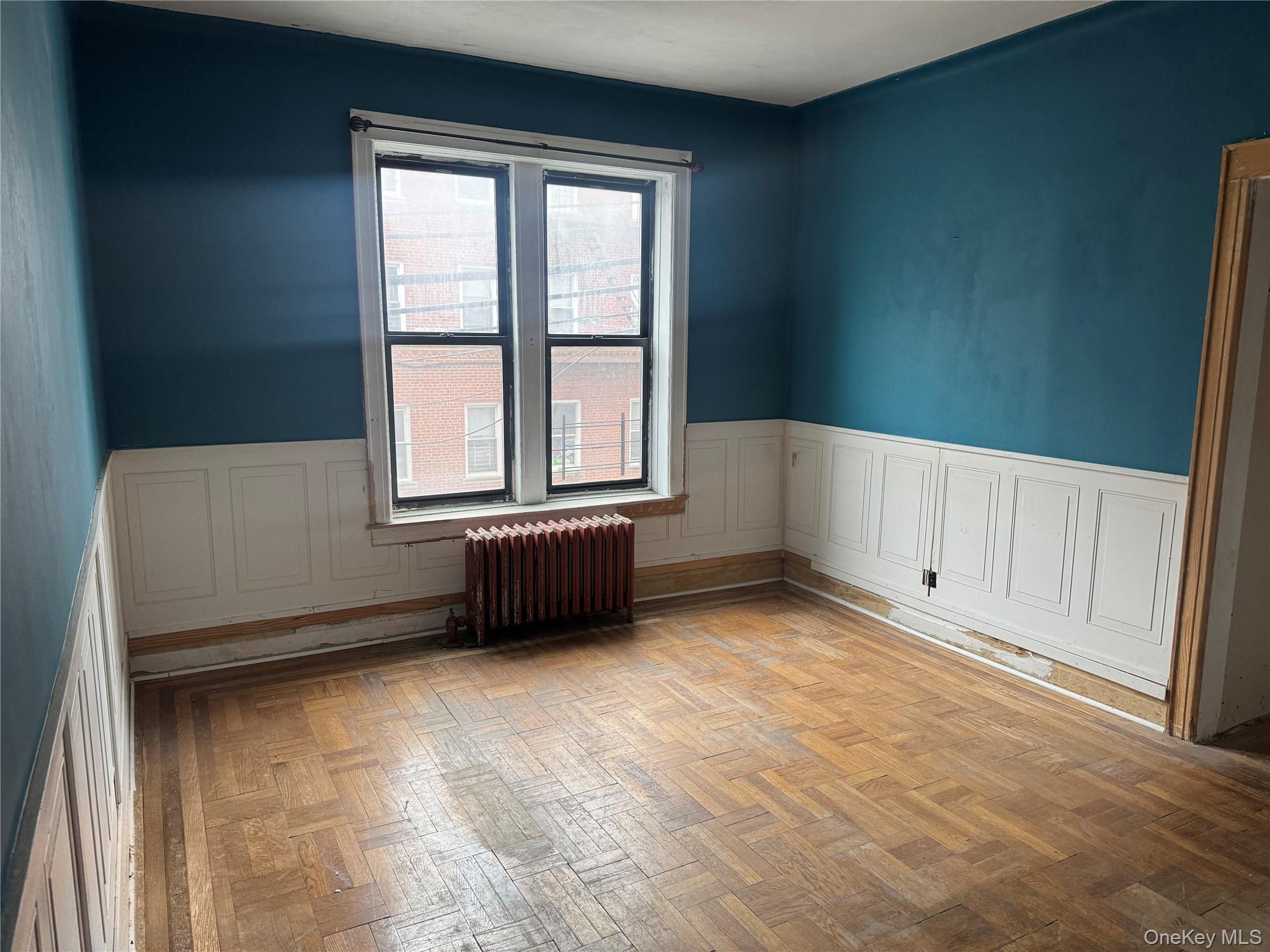 #4 photo, 86-03 102 Street, कुईंस Richmond Hill , NY 11418