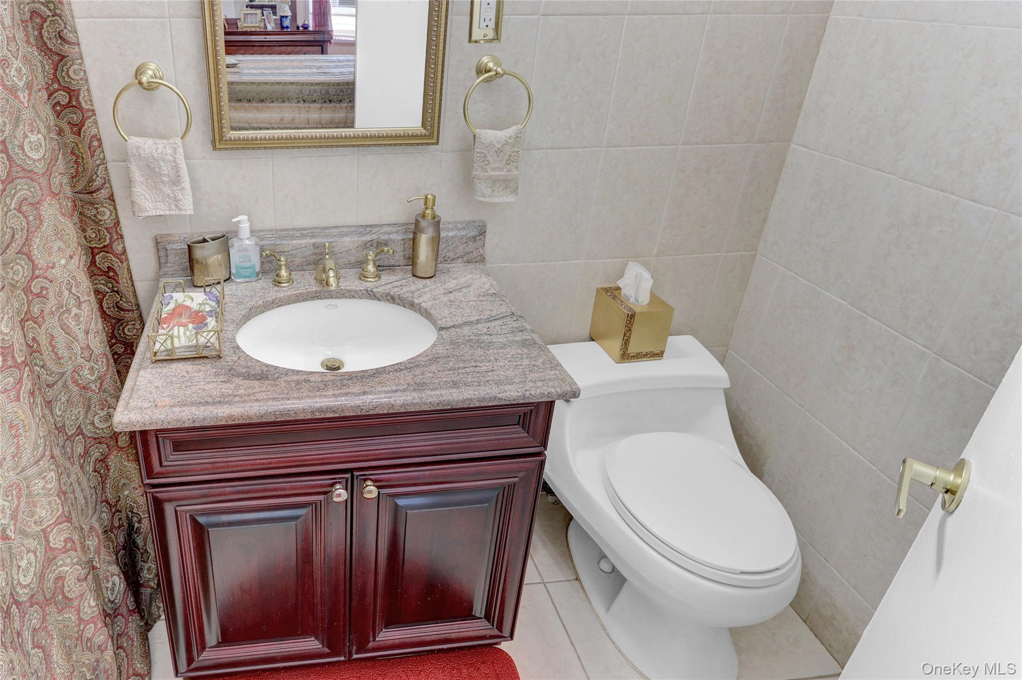 #12 photo, 54-44 Little Neck Parkway, लिटिल नेक Little Neck , NY 11362