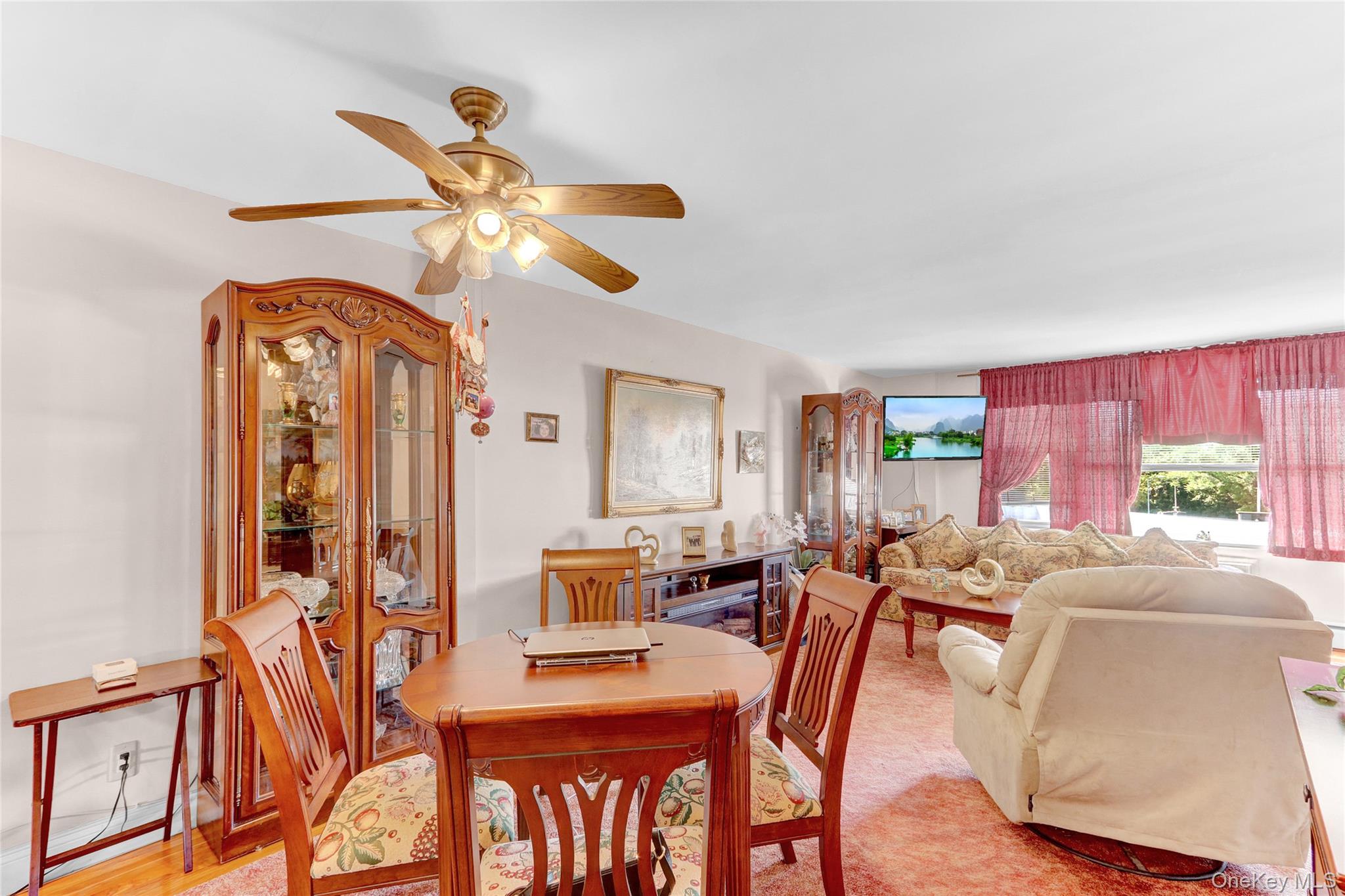 #3 photo, 54-44 Little Neck Parkway, लिटिल नेक Little Neck , NY 11362