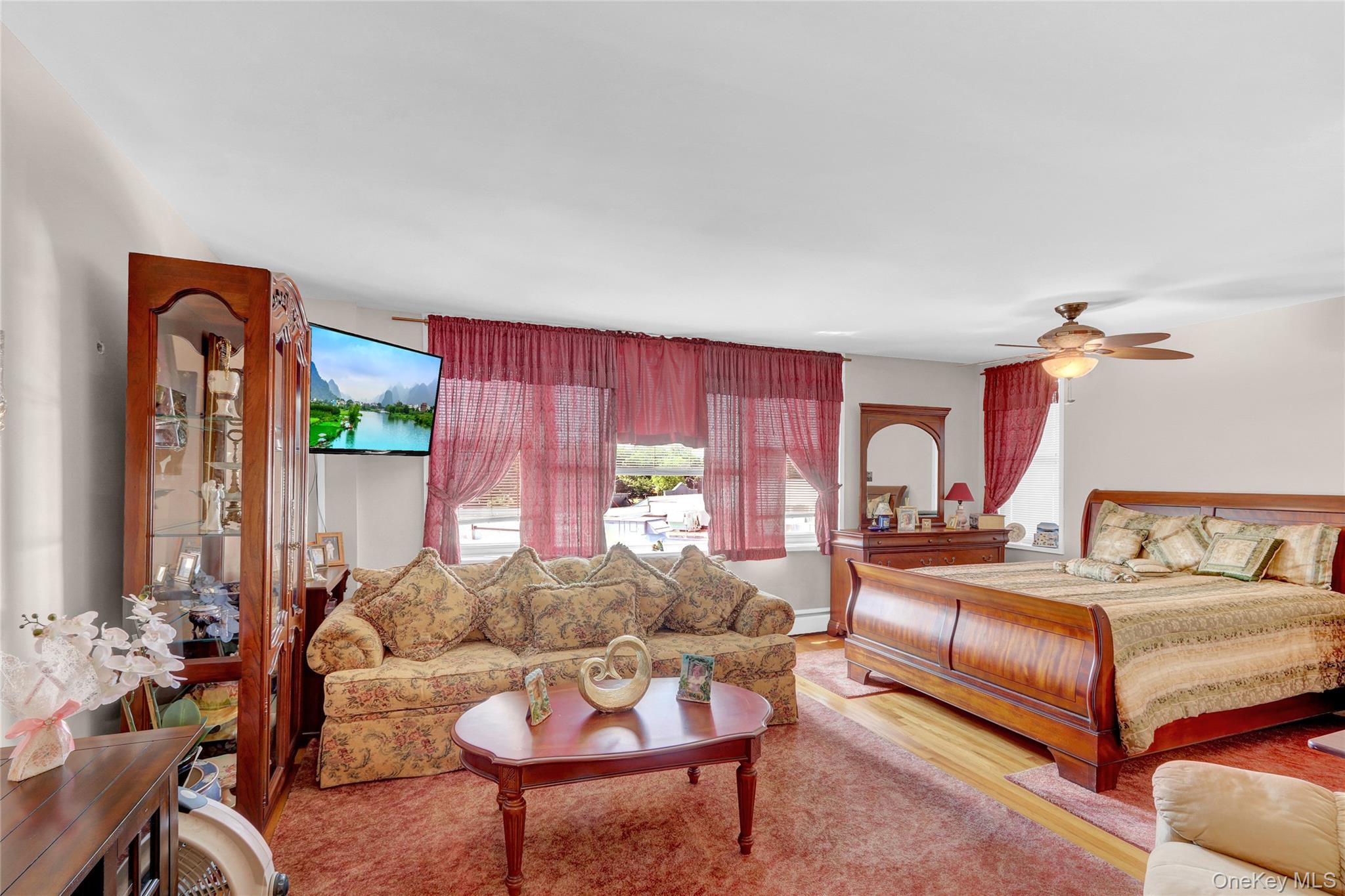 #5 photo, 54-44 Little Neck Parkway, लिटिल नेक Little Neck , NY 11362