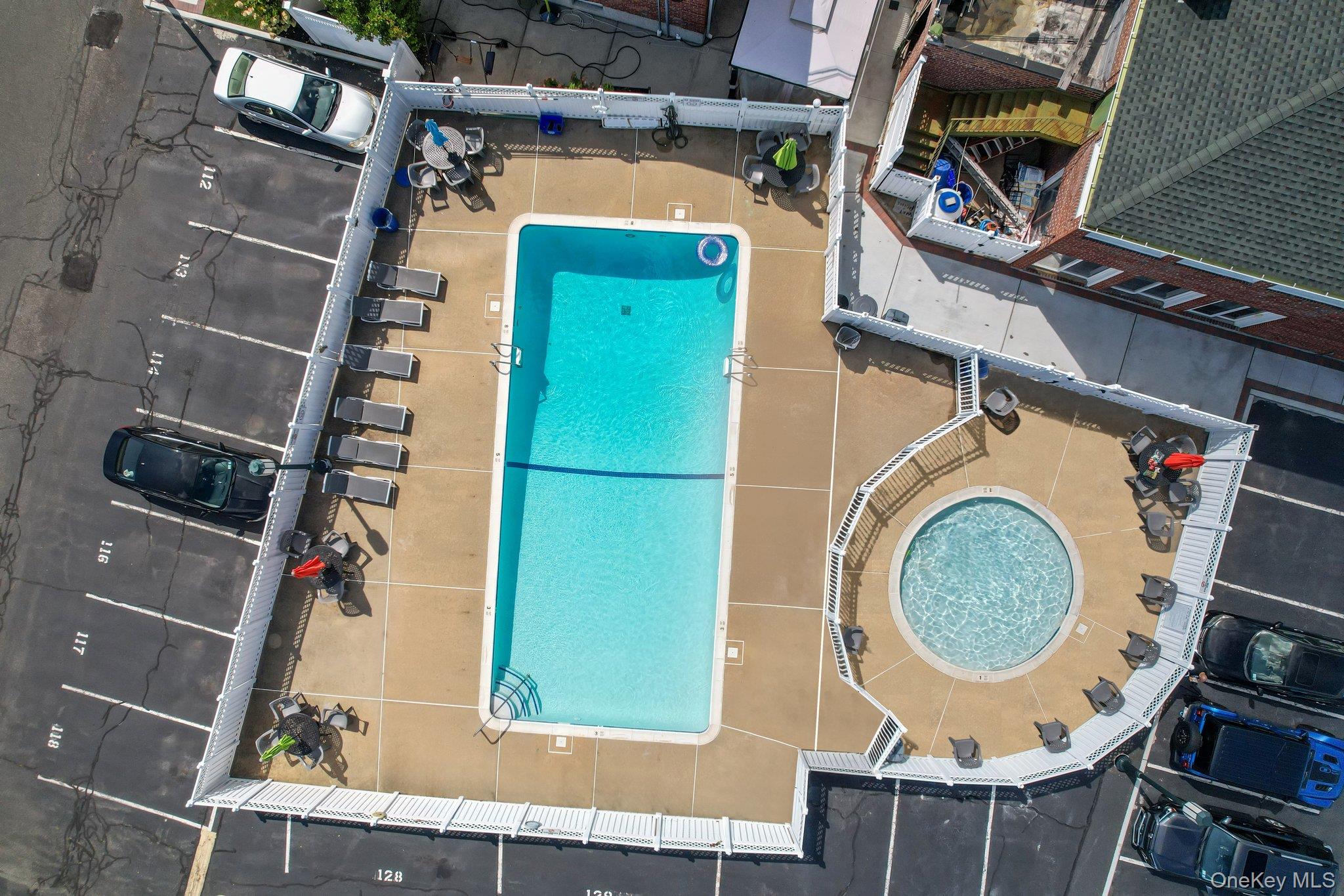 #19 photo, 3530 Long Beach Road, מחוז נסאו Oceanside , NY 11572