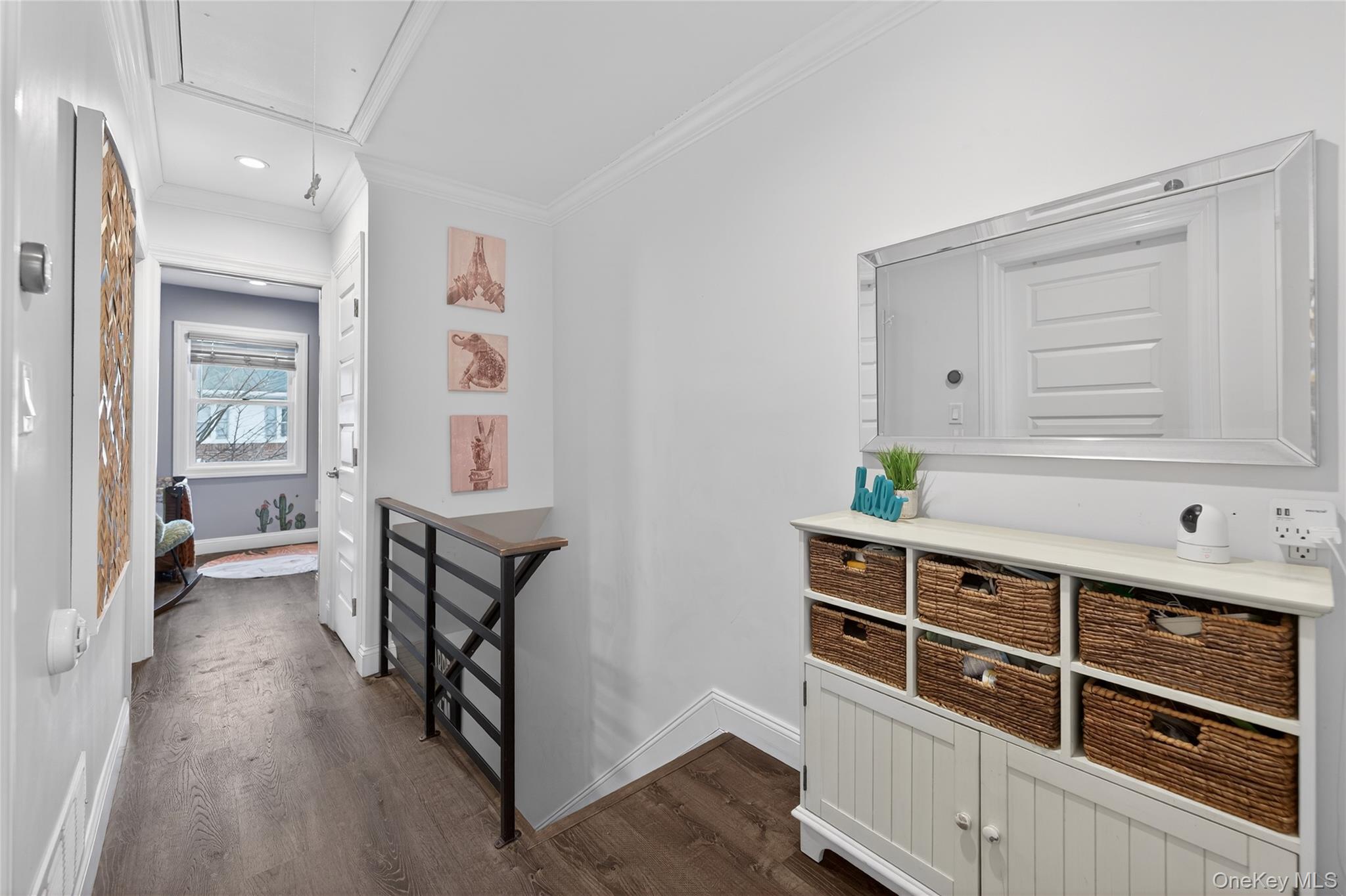 #9 photo, 3530 Long Beach Road, מחוז נסאו Oceanside , NY 11572