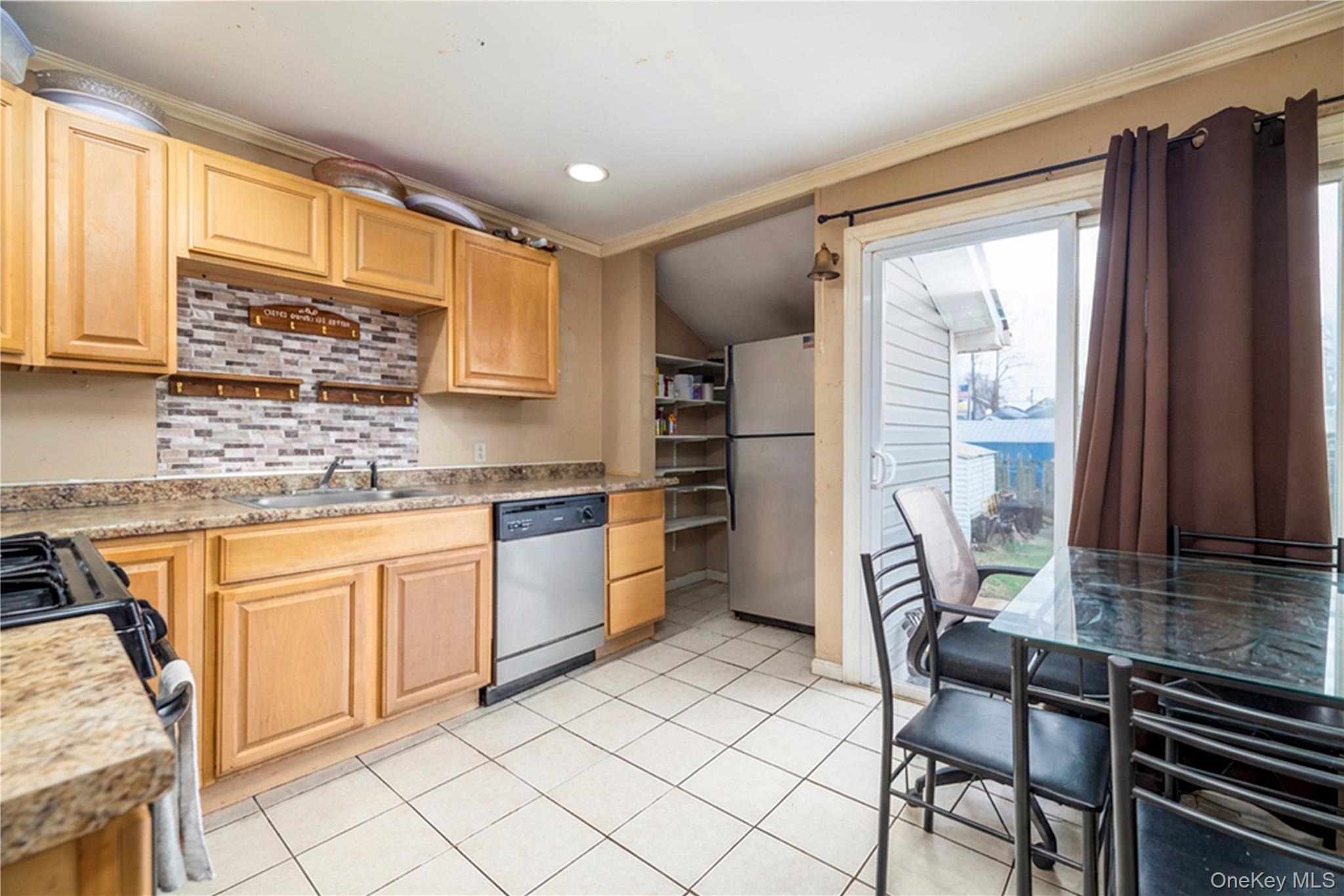 #10 photo, 882 Ocean Street, 長島 Baldwin Harbor , NY 11510