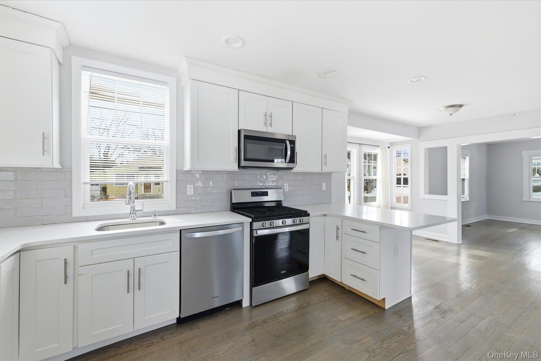 #17 photo, 35 Weston Avenue, Deer Park , NY 11729