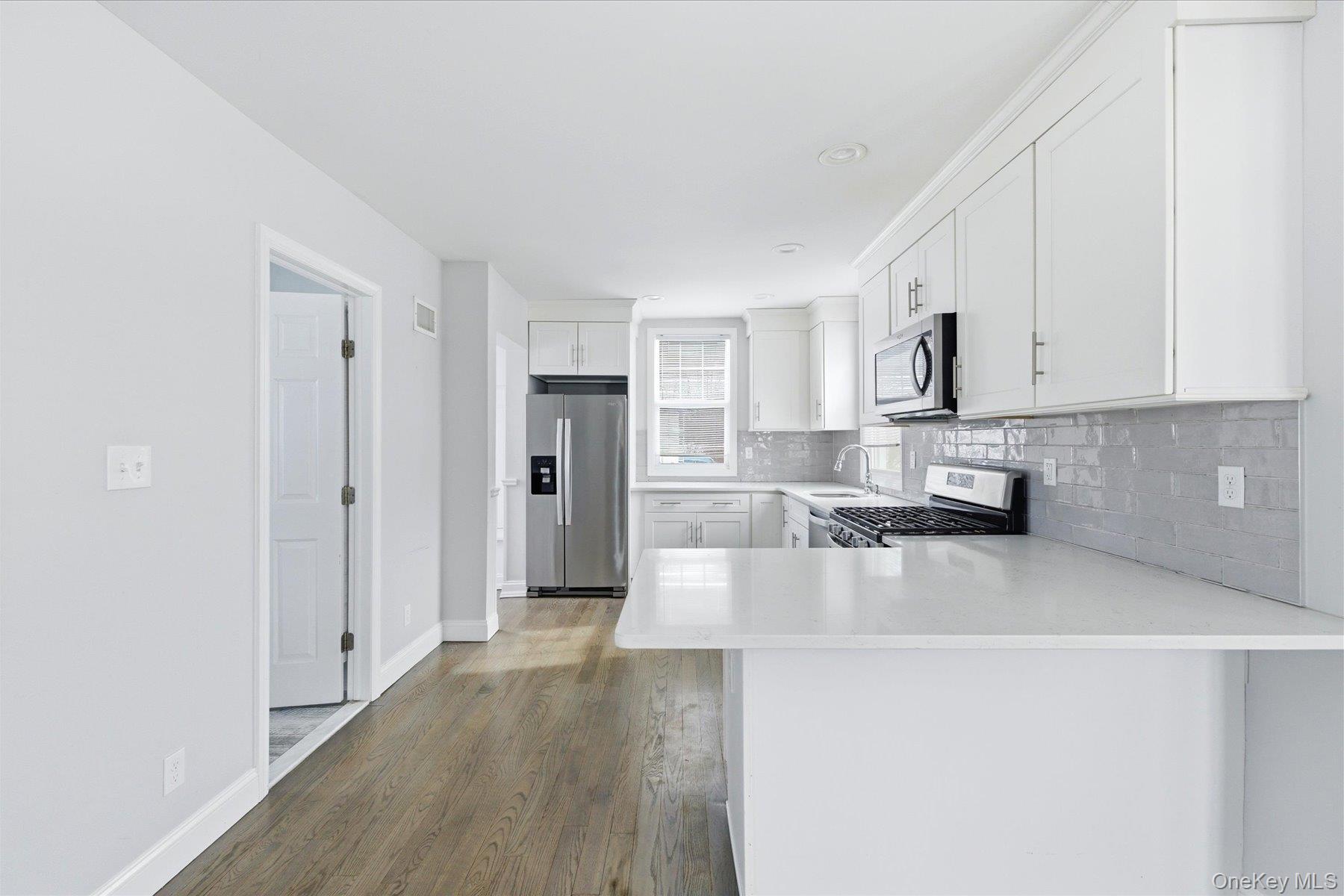 #18 photo, 35 Weston Avenue, Deer Park , NY 11729