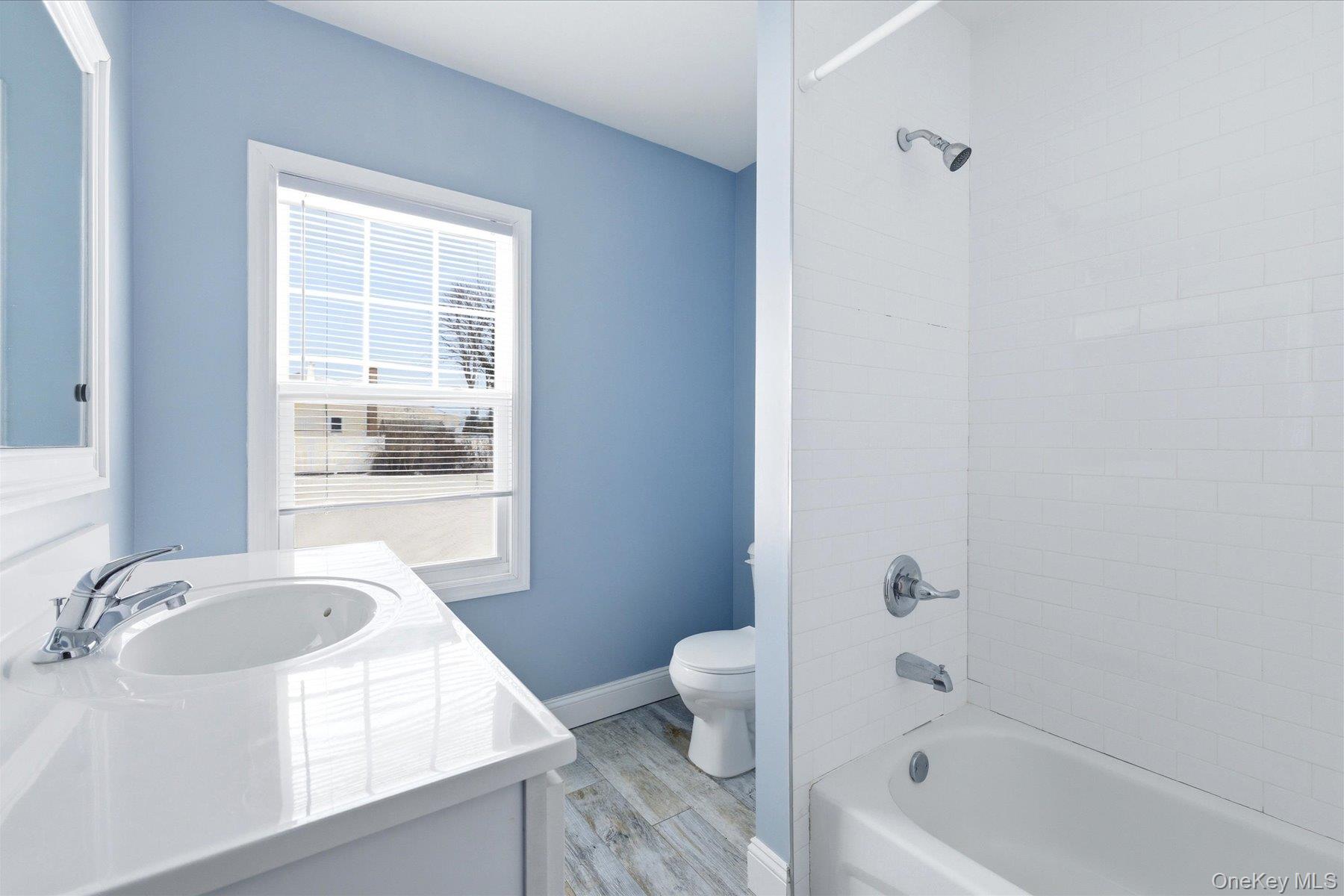 #20 photo, 35 Weston Avenue, Deer Park , NY 11729