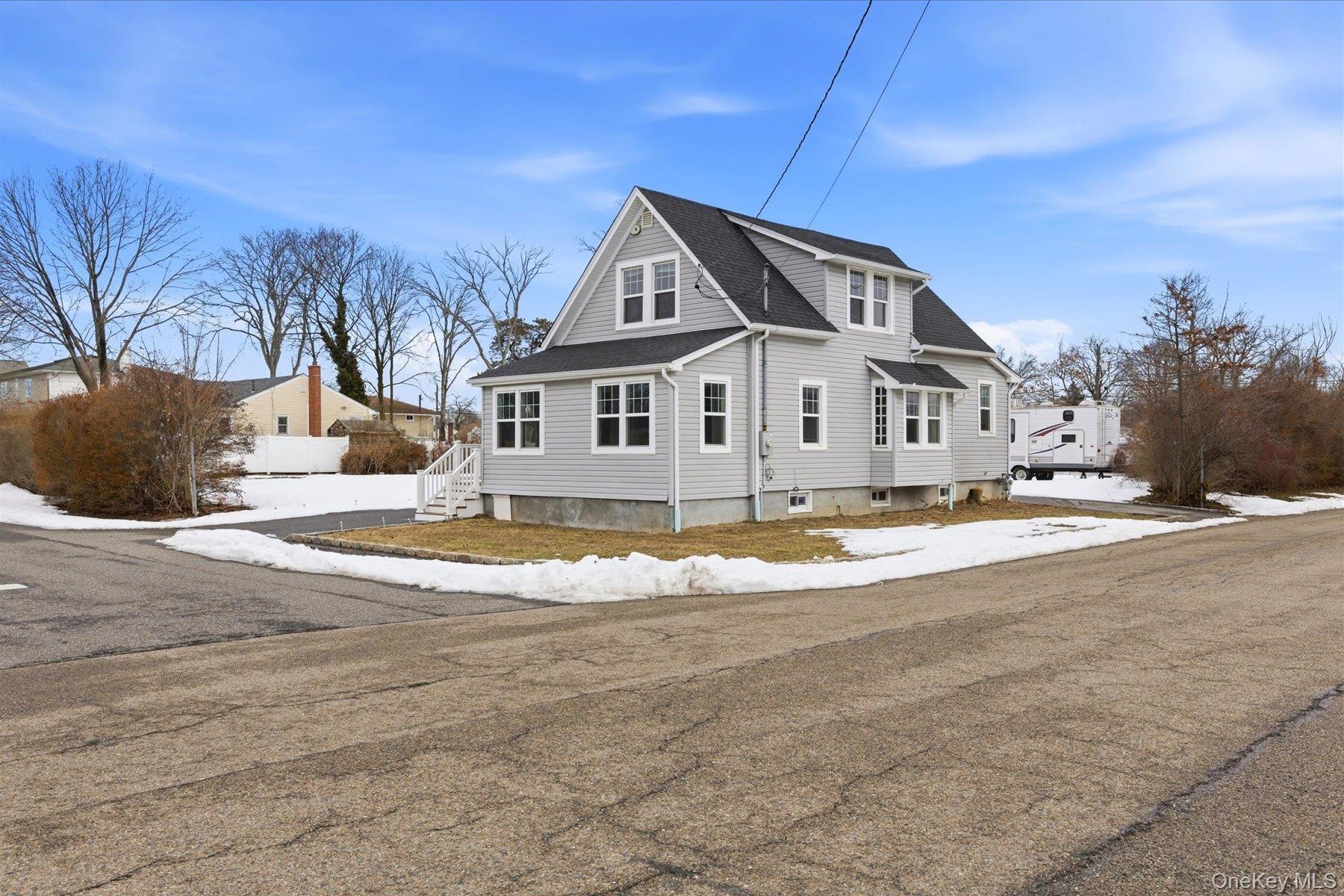 #3 photo, 35 Weston Avenue, Deer Park , NY 11729