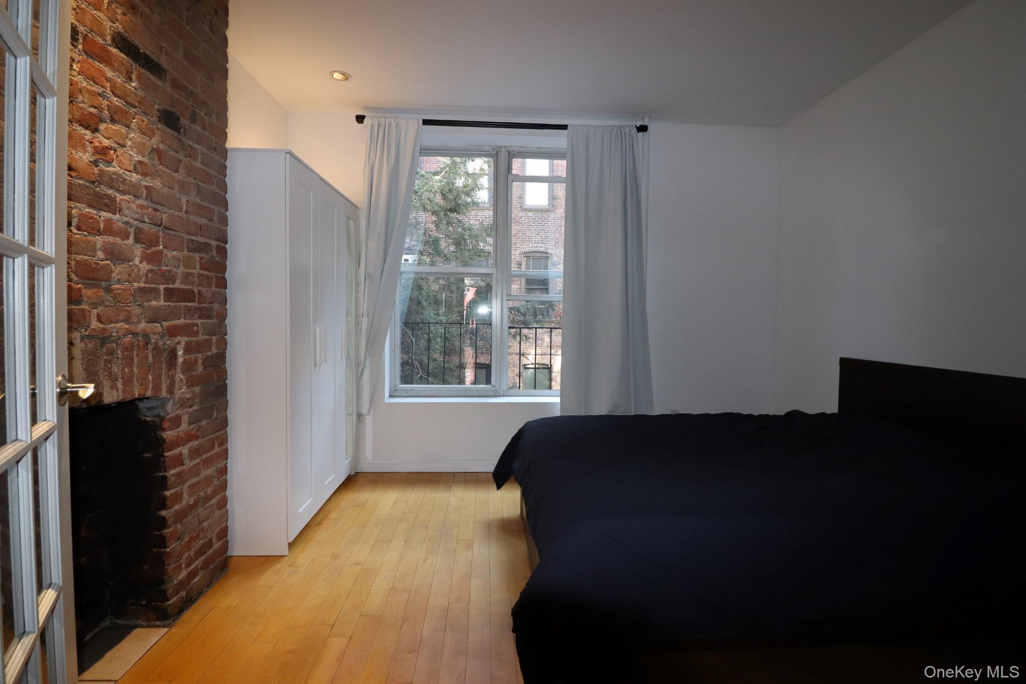 #7 photo, 528 W 46th Street, New York (Manhattan) , NY 10036