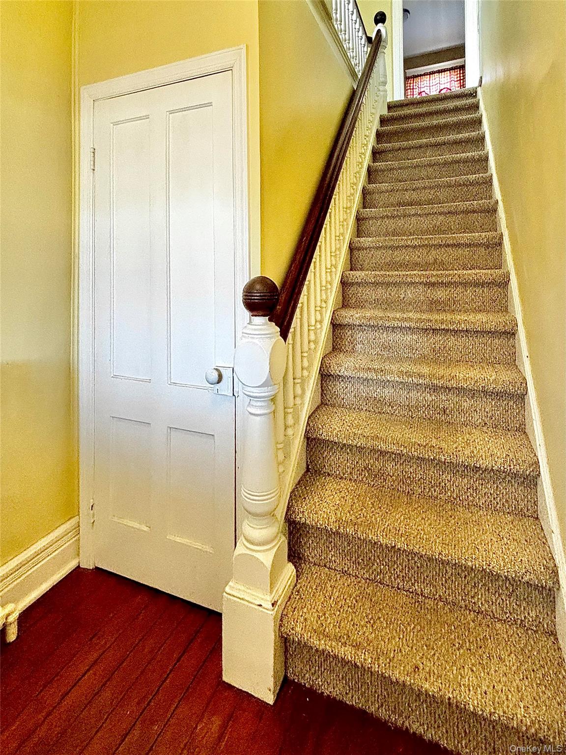 #6 photo, 9 Parker Avenue, Hyde Park , NY 12538