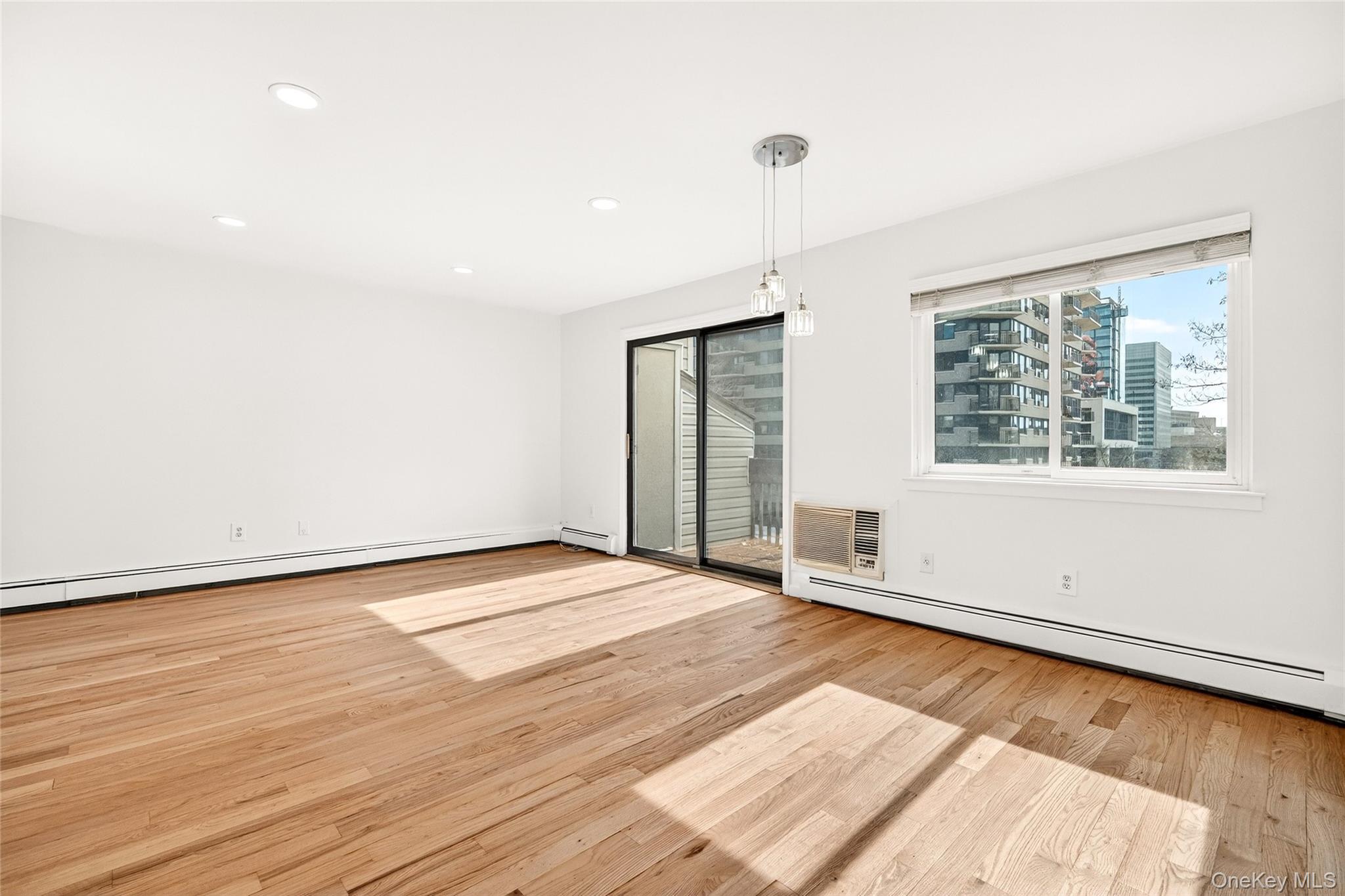 #4 photo, 22 Hillside Terrace, White Plains , NY 10601