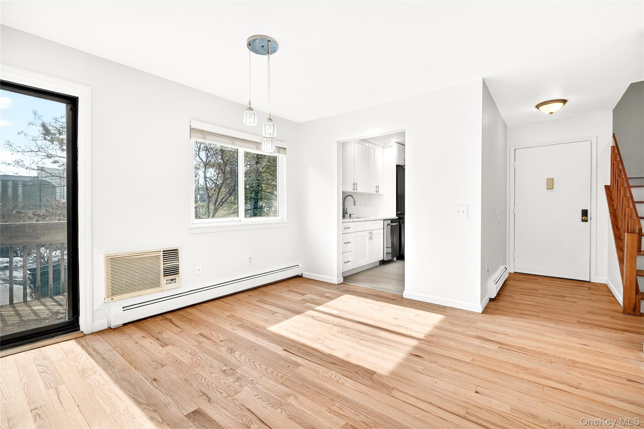 #5 photo, 22 Hillside Terrace, White Plains , NY 10601