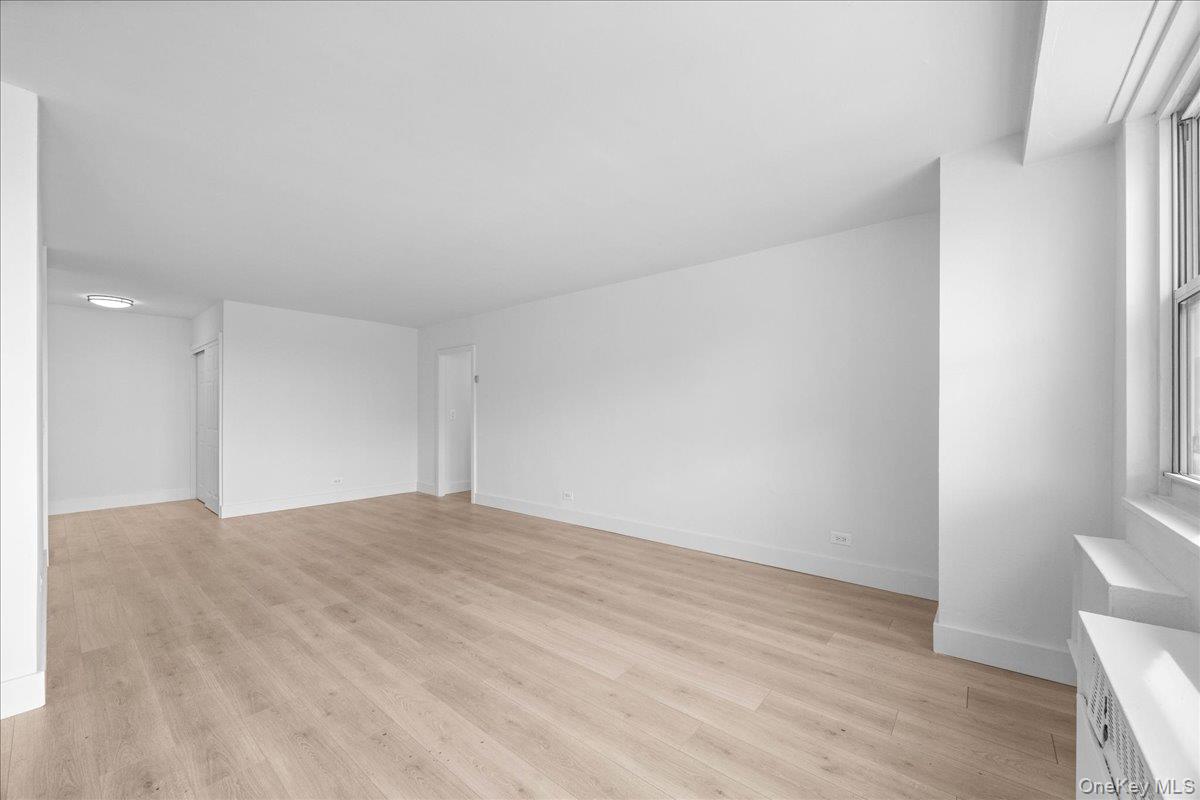 #13 photo, 825 Morrison Avenue, ब्रोंक्स Bronx , NY 10473