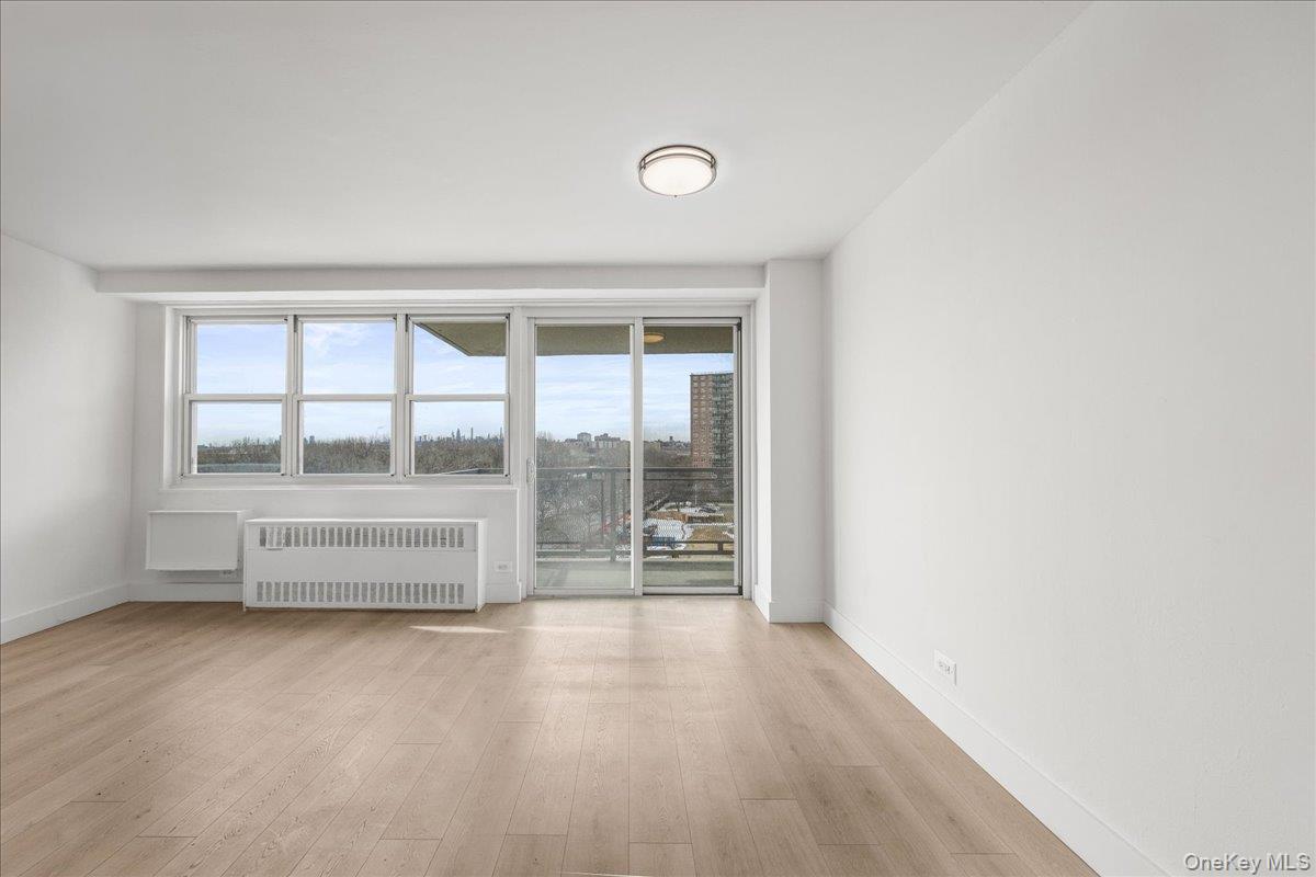 #15 photo, 825 Morrison Avenue, ब्रोंक्स Bronx , NY 10473