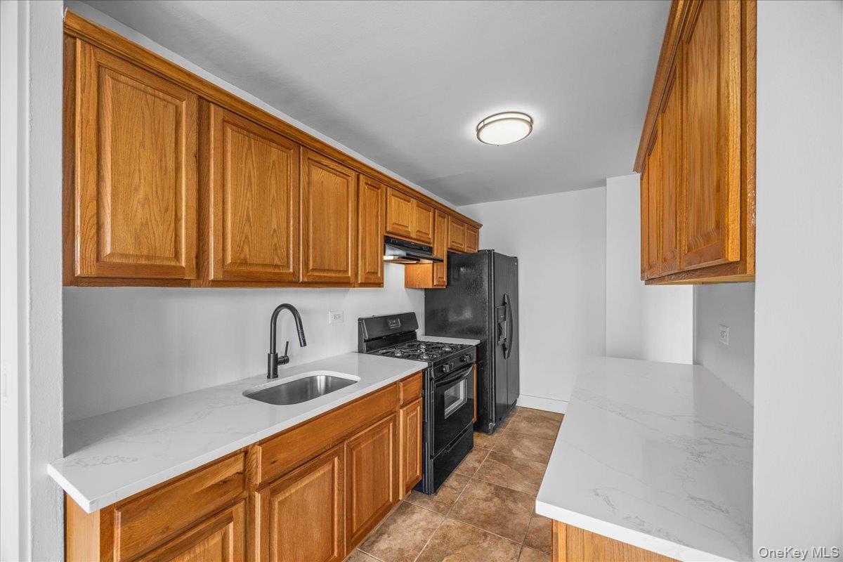 #8 photo, 825 Morrison Avenue, ब्रोंक्स Bronx , NY 10473