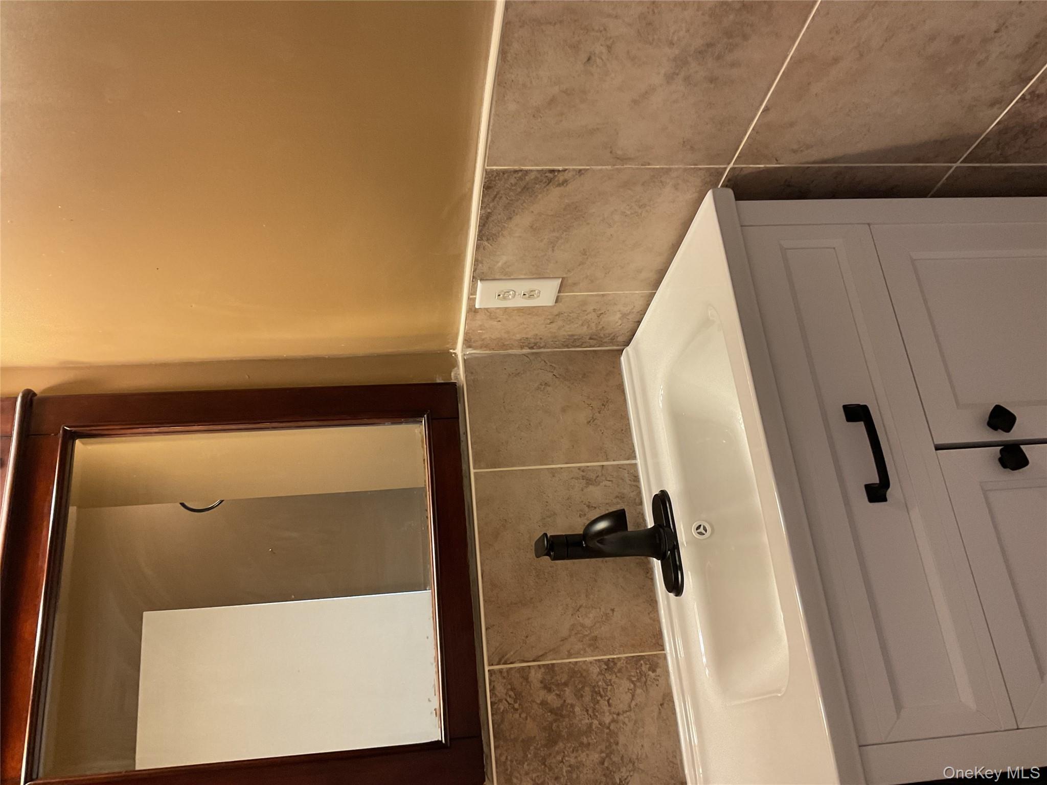 #19 photo, 430 Somerset Drive, Pearl River , NY 10965