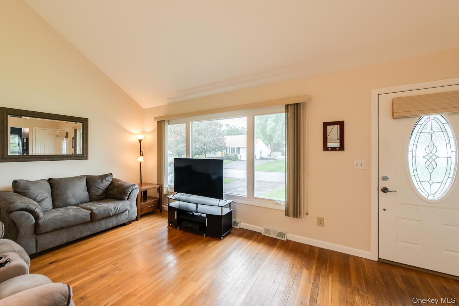 #4 photo, 4 Edgewood Drive, Saugerties , NY 12477