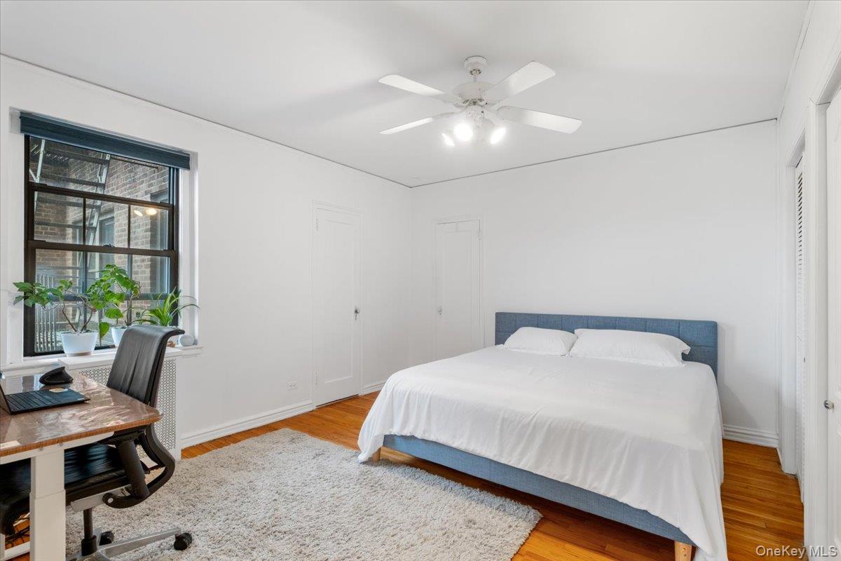 #15 photo, 190 Garth Road, 뉴욕주 Scarsdale , NY 10583