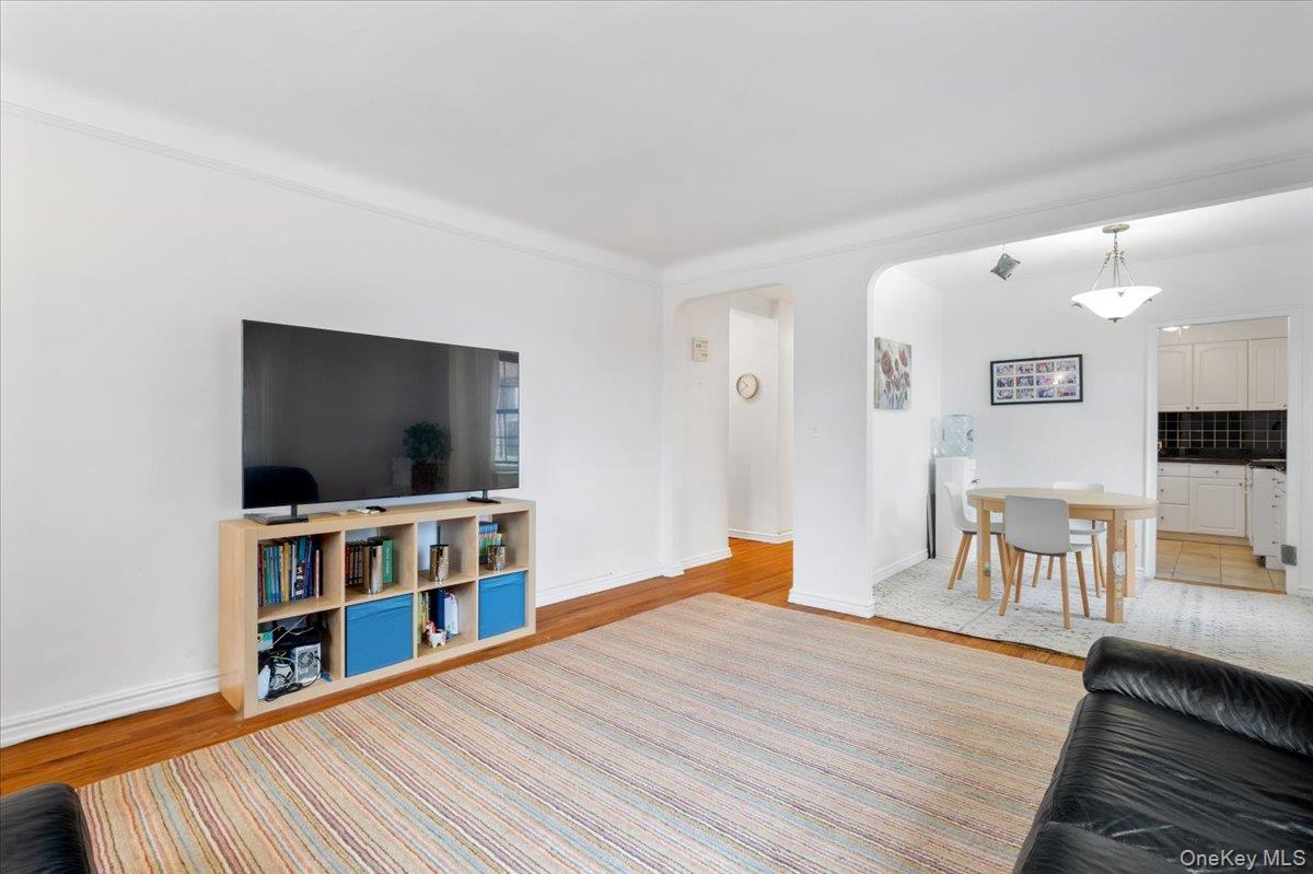 #7 photo, 190 Garth Road, 뉴욕주 Scarsdale , NY 10583