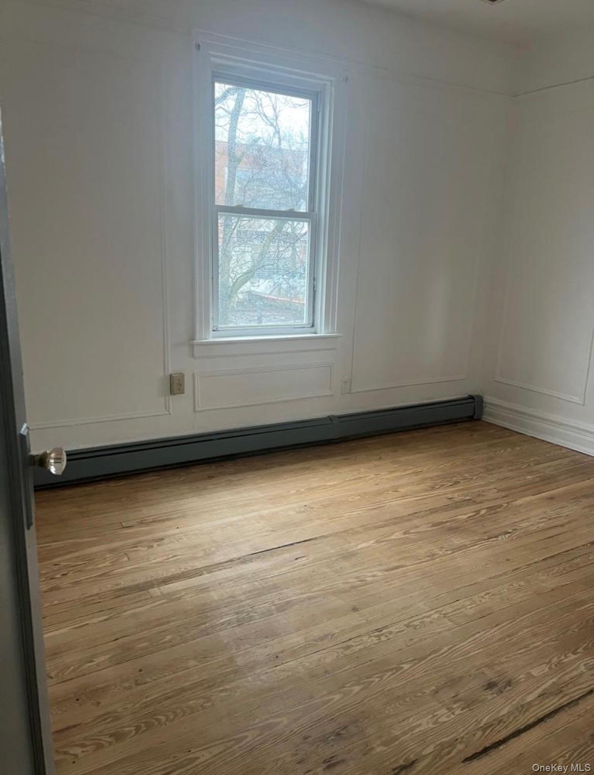 #2 photo, 854 E 229th Street, Bronx , NY 10466