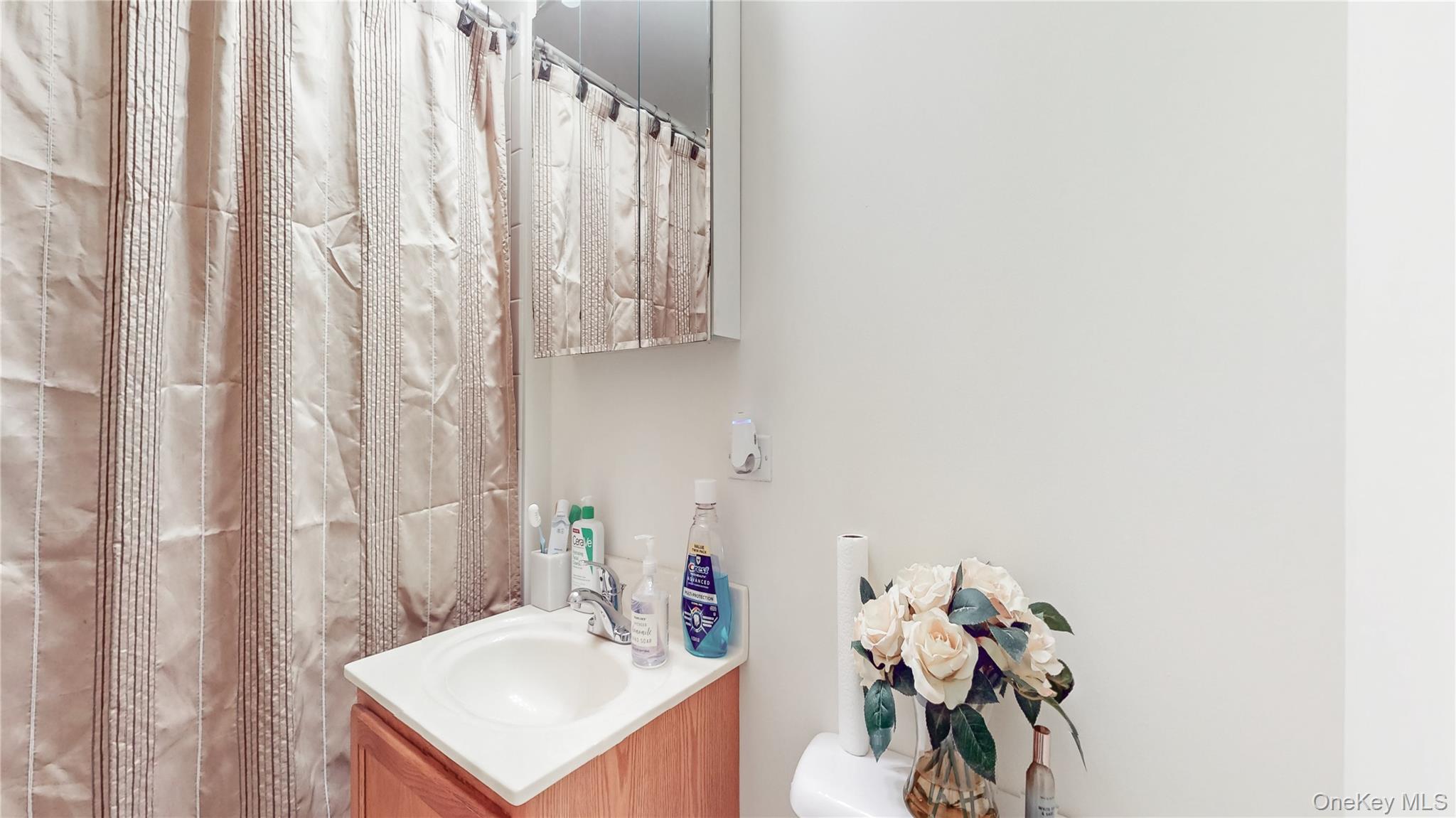 #11 photo, 1275 Grant Avenue, Bronx , NY 10456