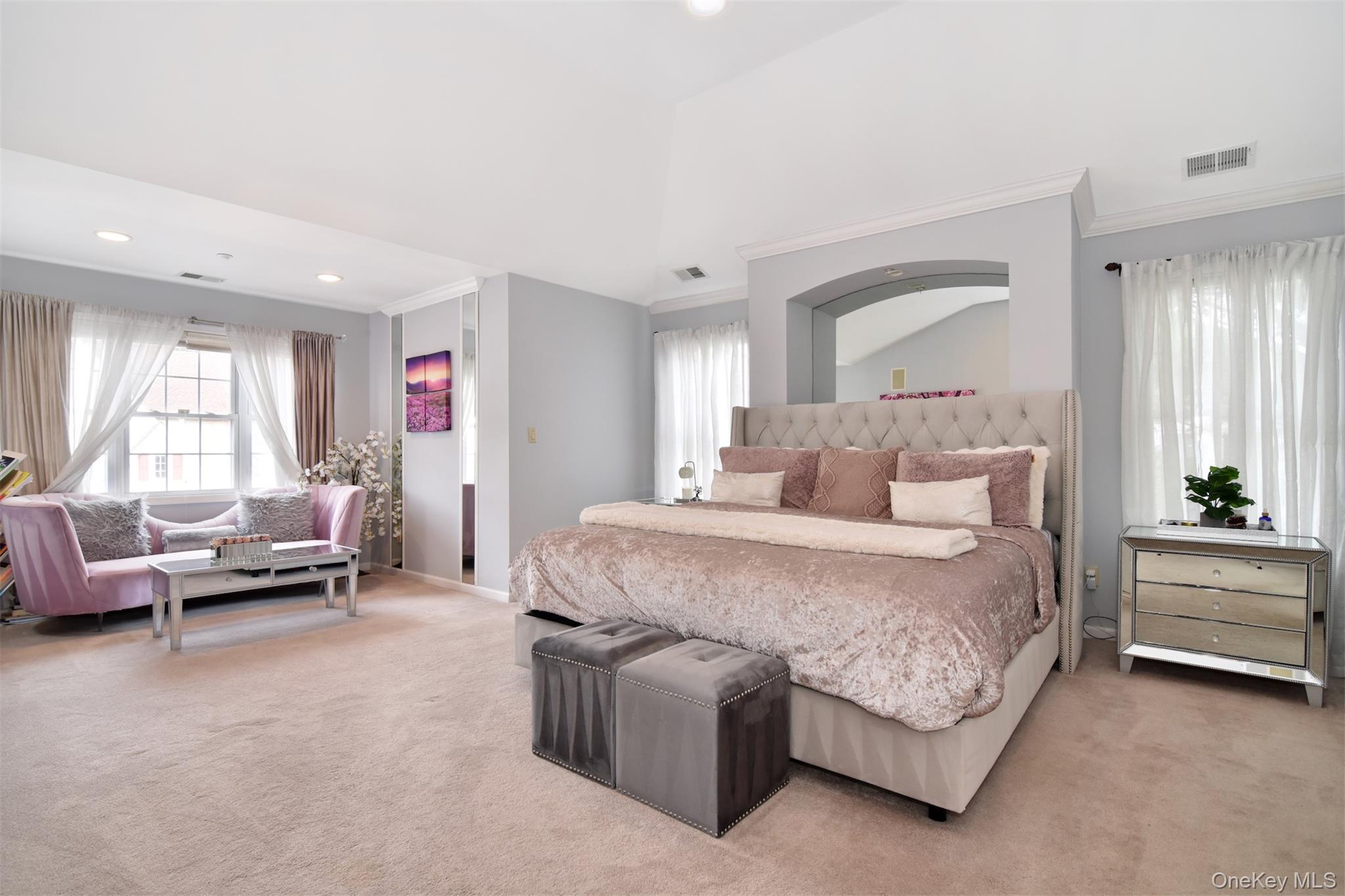 #20 photo, 143 Classic Court, White Plains , NY 10603