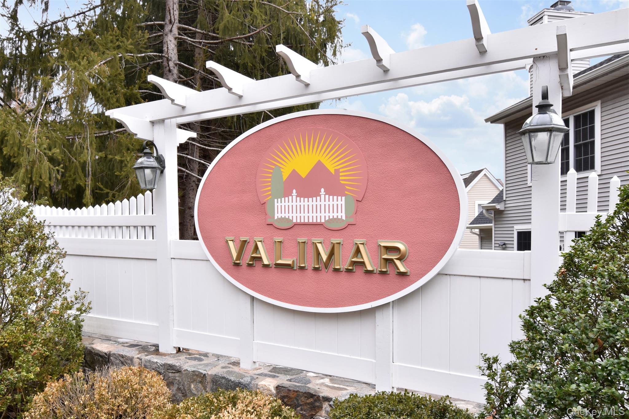 #3 photo, 143 Classic Court, White Plains , NY 10603