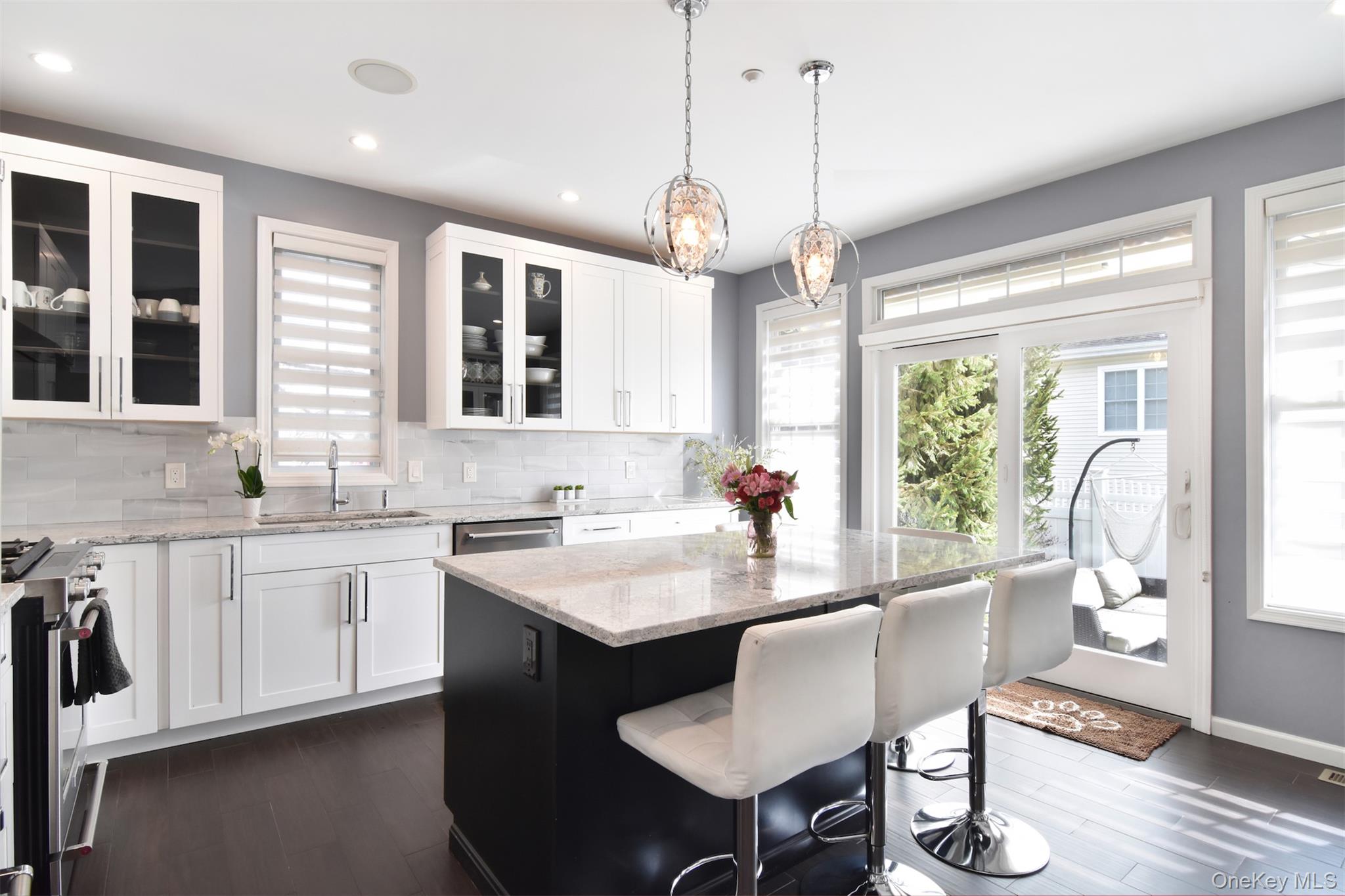 #7 photo, 143 Classic Court, White Plains , NY 10603