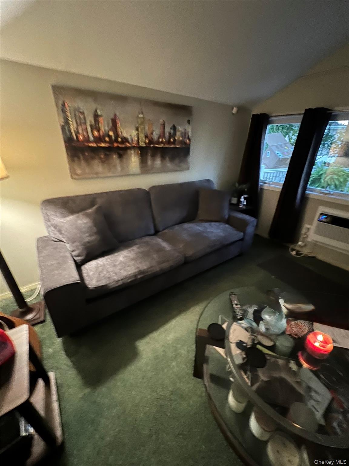 #4 photo, 1015 Harding Park, Bronx , NY 10473