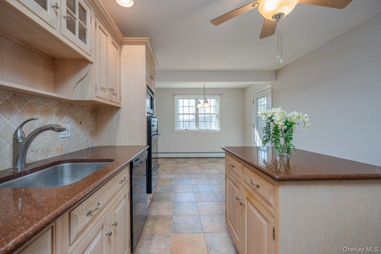 #18 photo, 4 Dutch Court, 紐約州 West Nyack , NY 10994