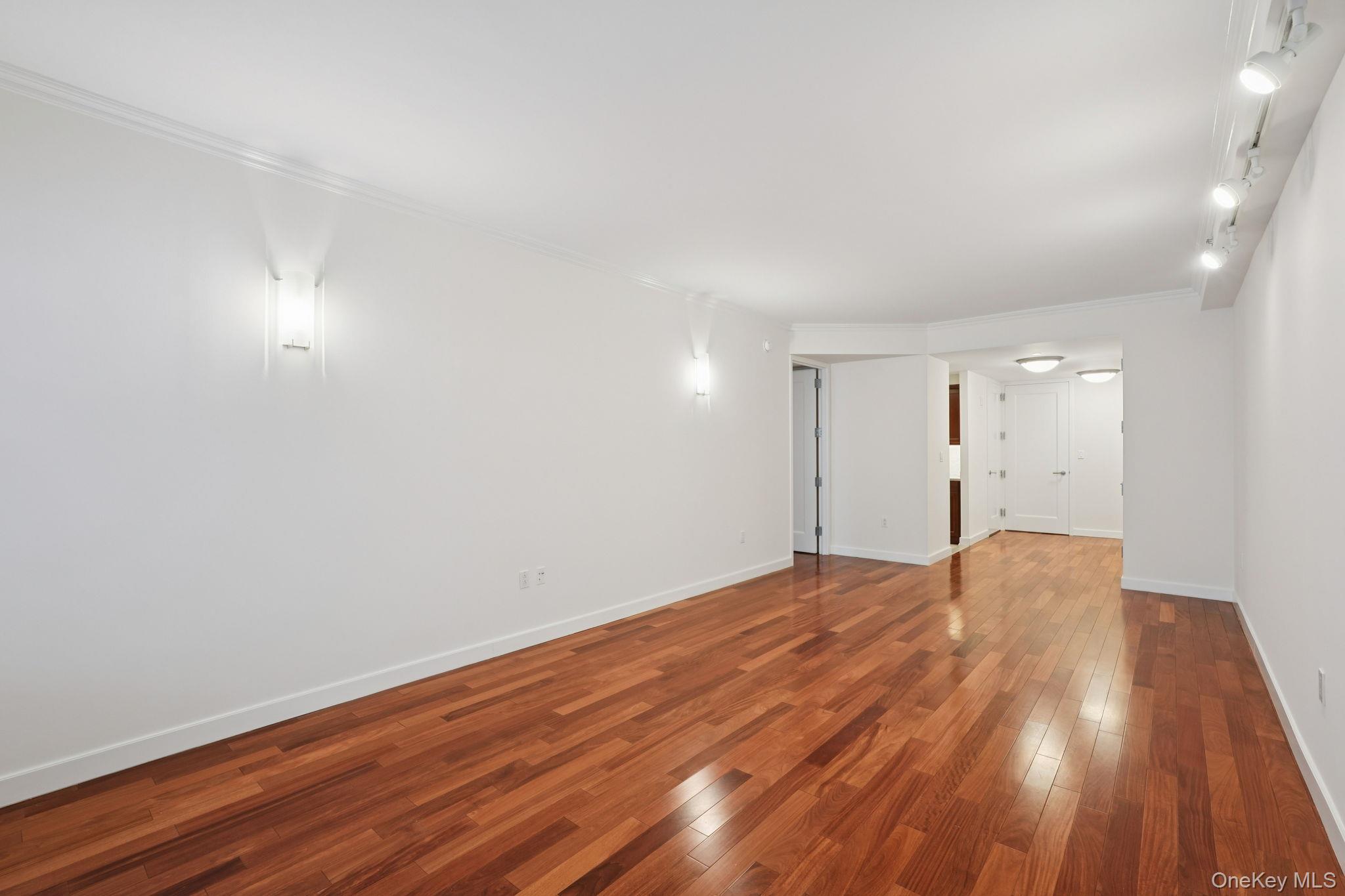 #15 photo, 10 City Place, White Plains , NY 10601