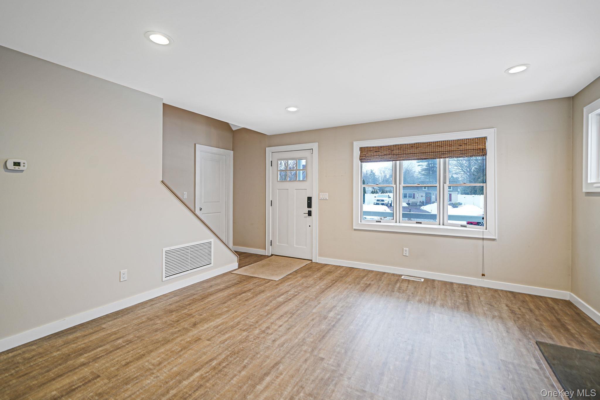 #12 photo, 10 Terry Place, Center Moriches , NY 11934