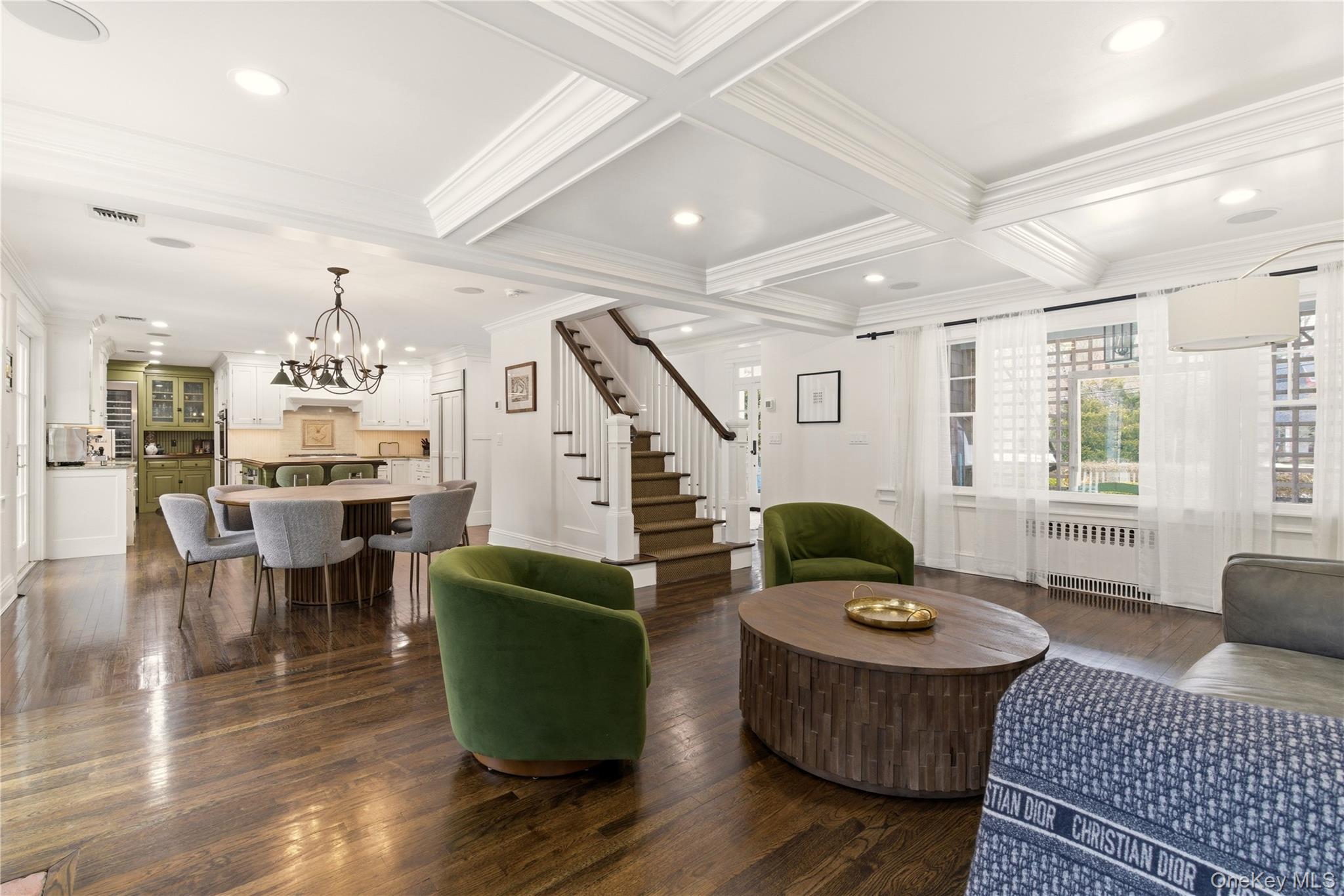 #7 photo, 31 Carnegie Avenue, Huntington , NY 11743