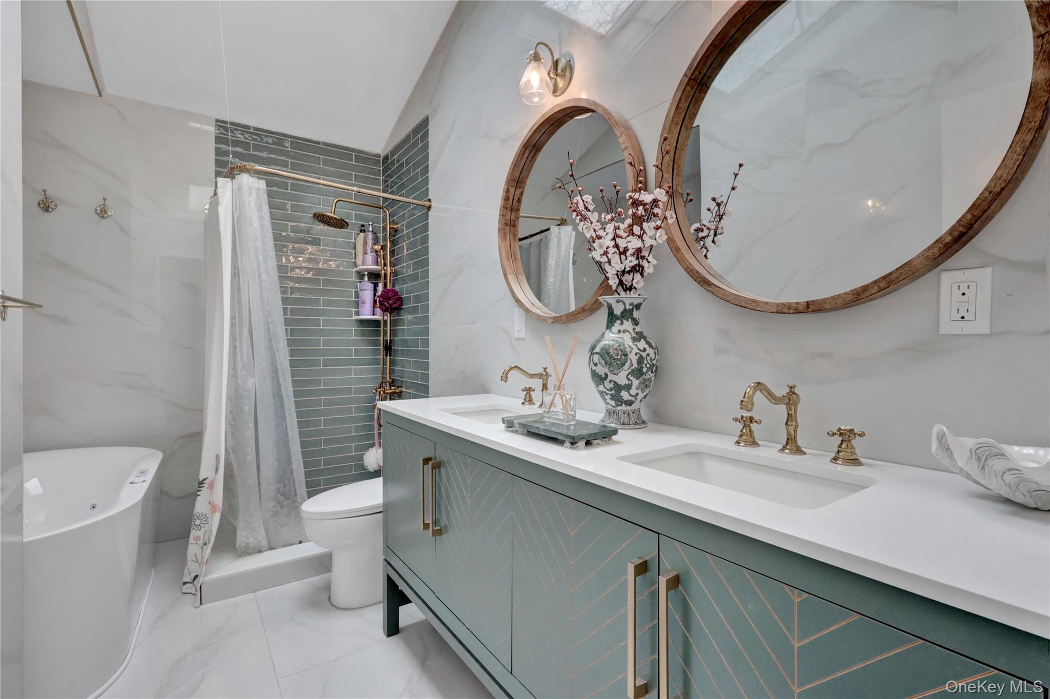 #9 photo, 3 Livingston Street, সাফোক কাউন্টি Saint James , NY 11780