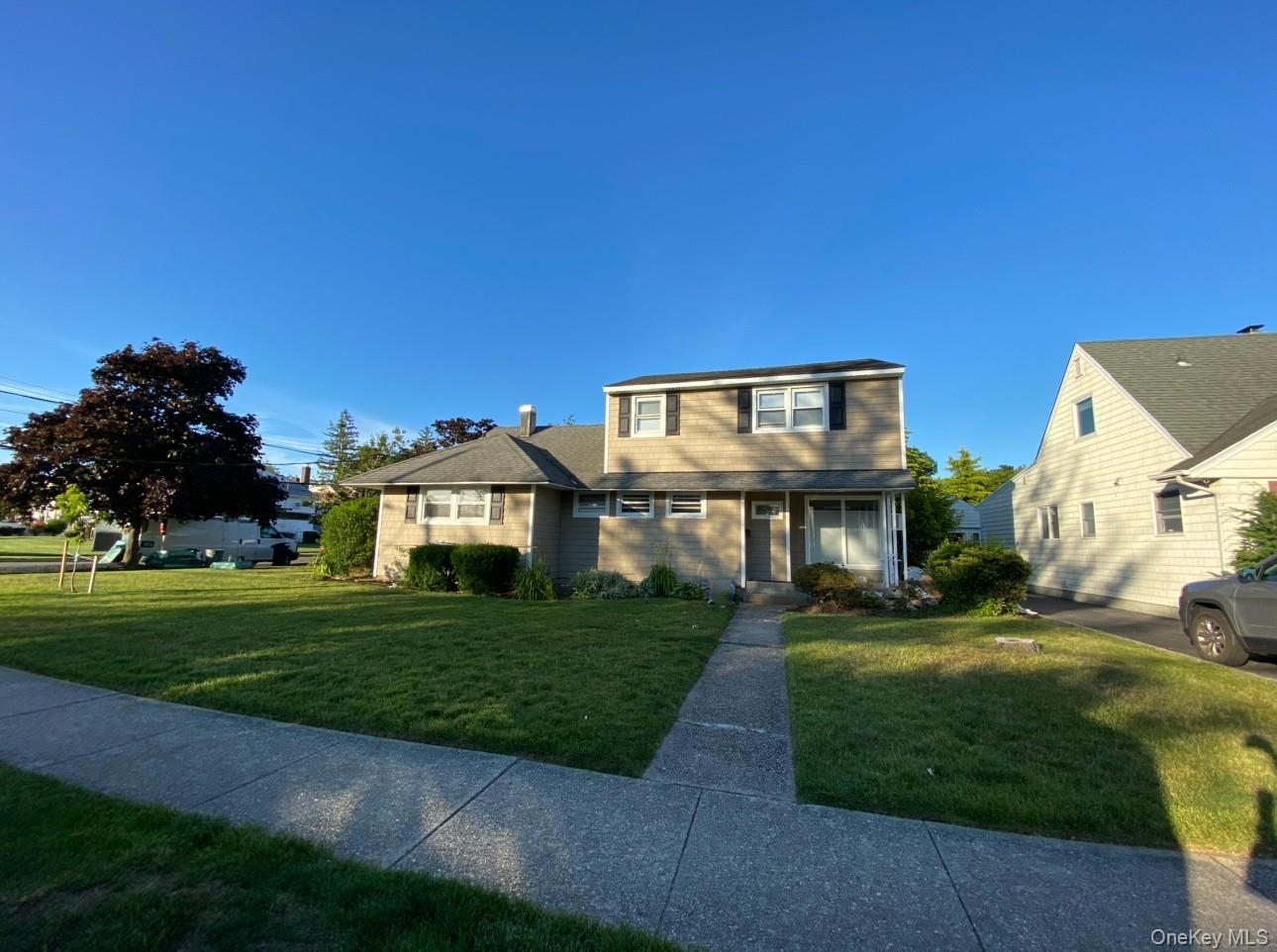 #1 photo, 3251 Neptune Avenue, Oceanside , NY 11572