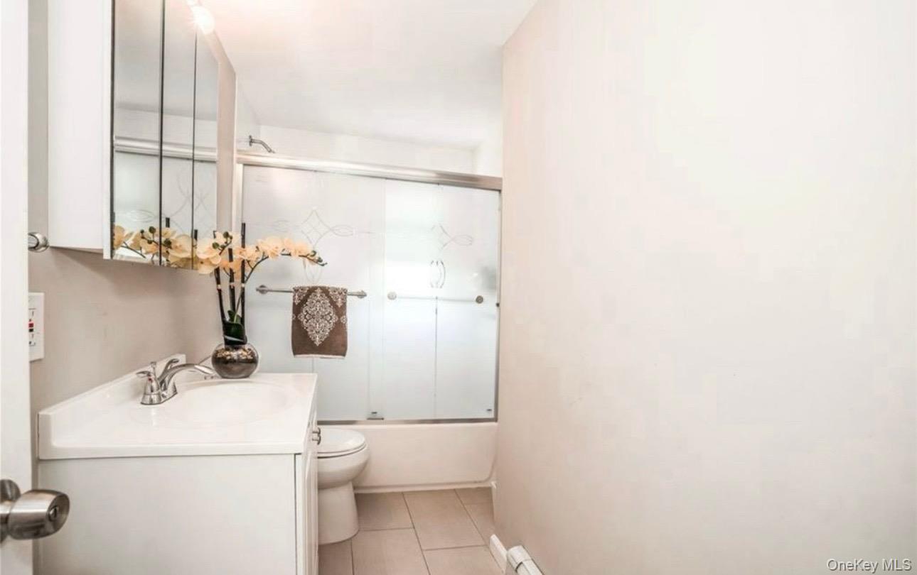 #9 photo, 3251 Neptune Avenue, Oceanside , NY 11572