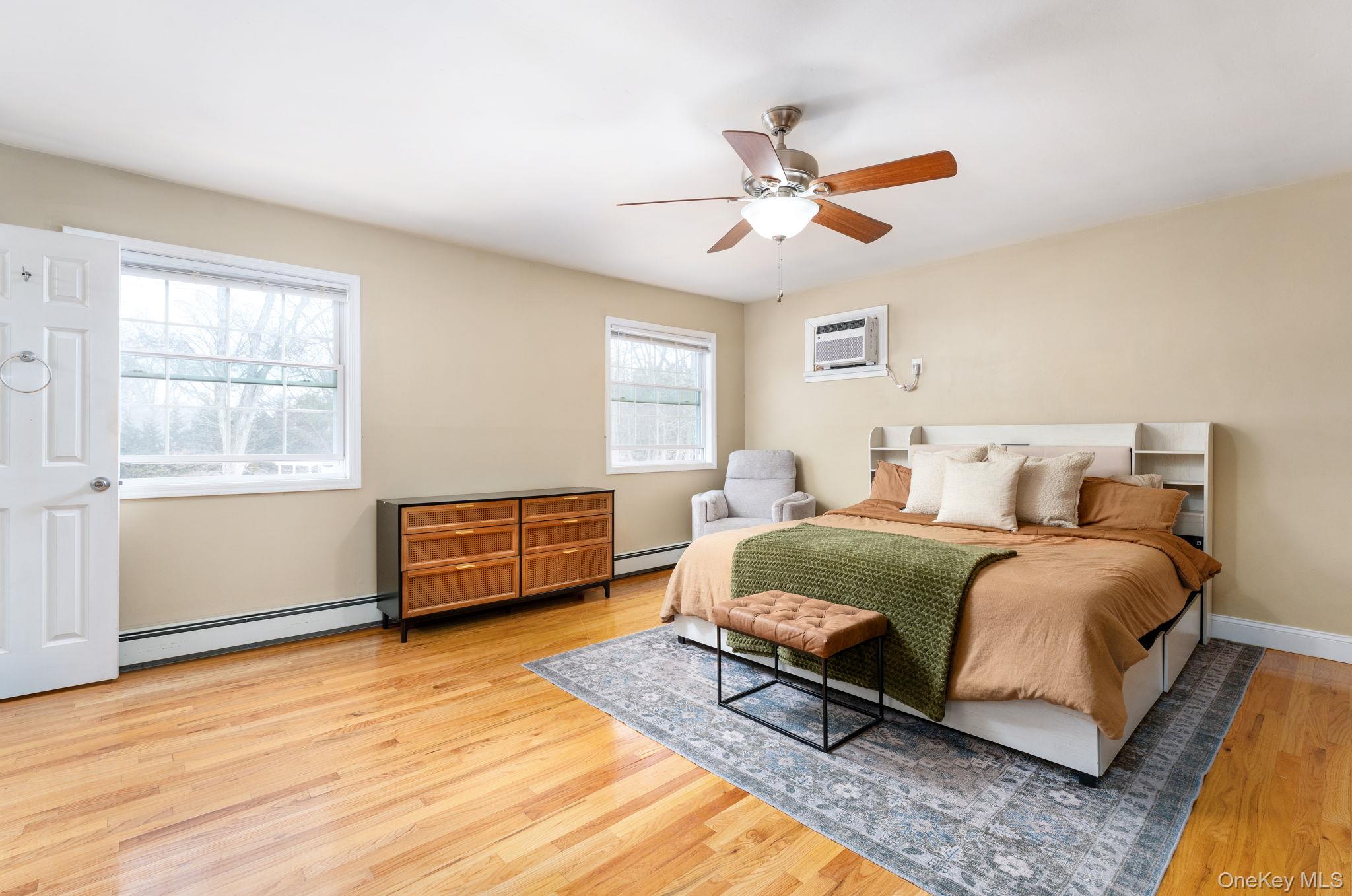 #15 photo, 4 Rowe Street, Coram , NY 11727