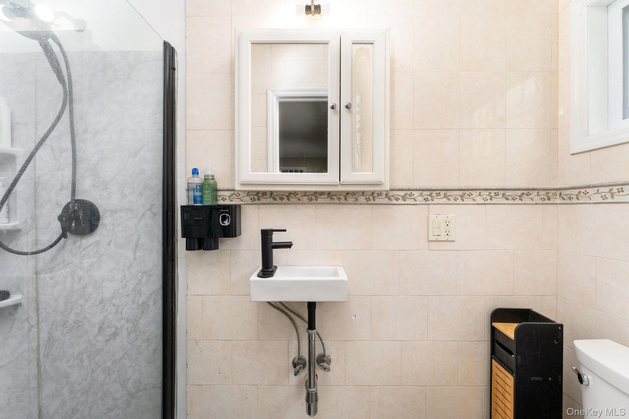 #18 photo, 4 Rowe Street, Coram , NY 11727