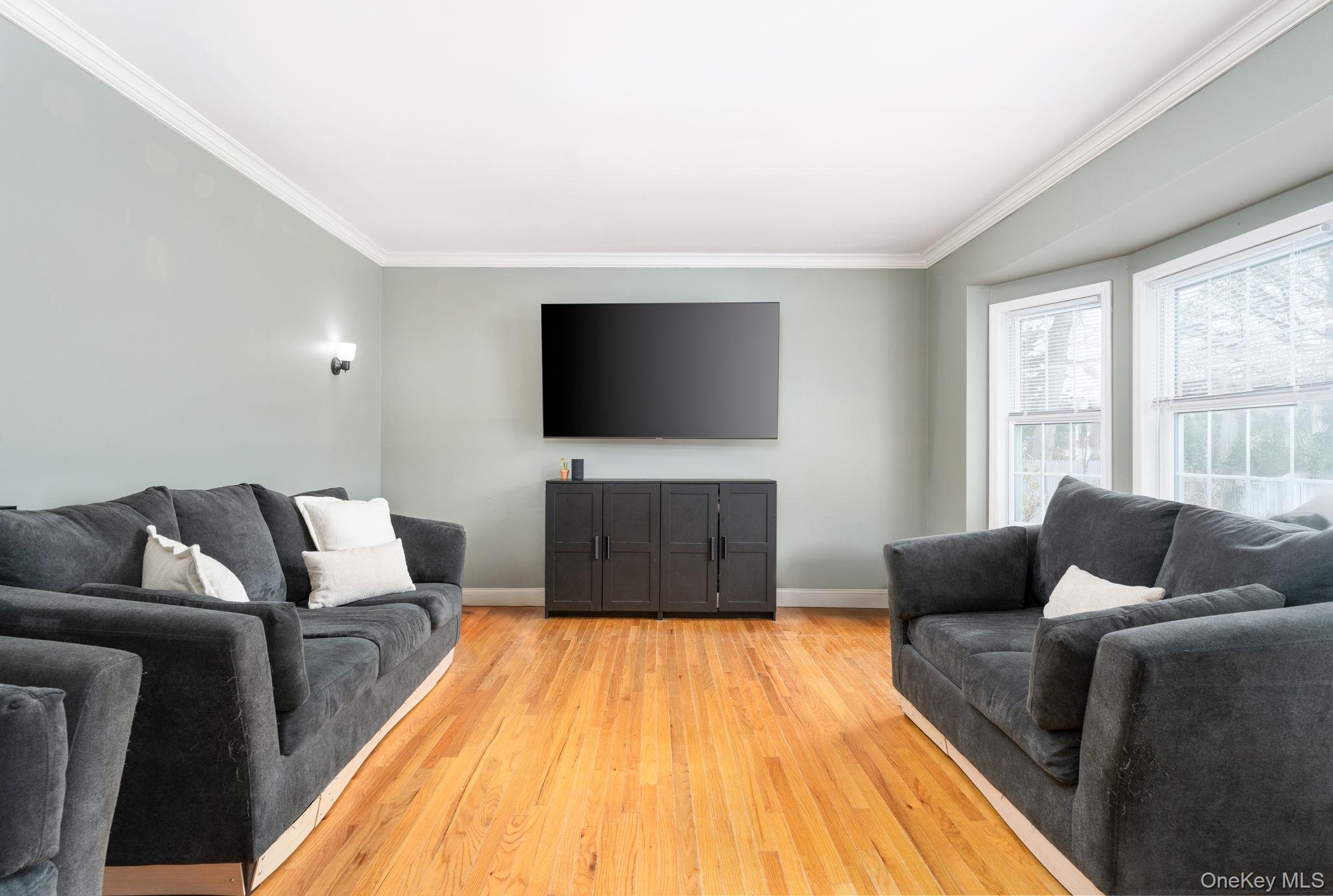 #5 photo, 4 Rowe Street, Coram , NY 11727