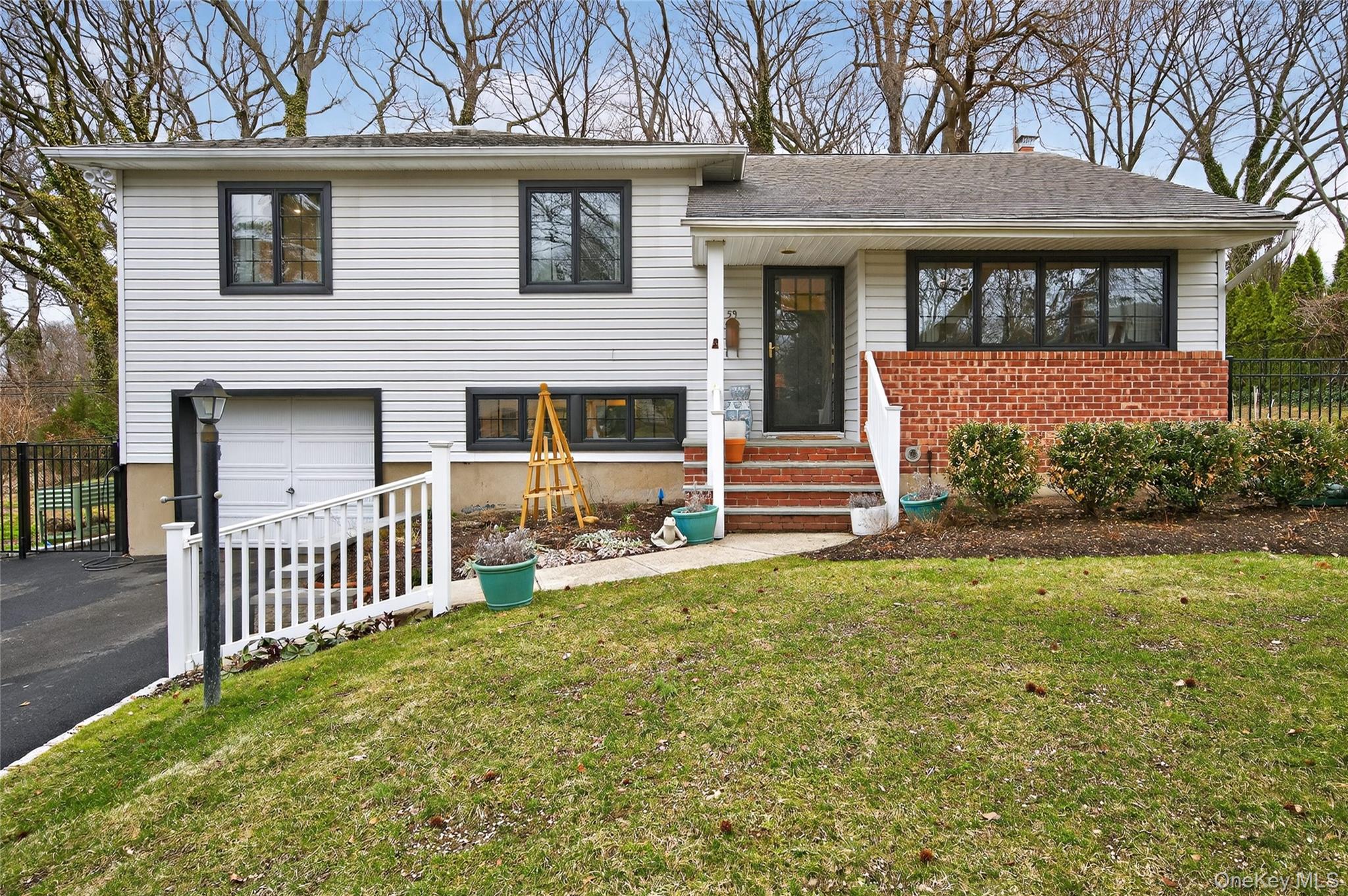 #2 photo, 59 Grist Mill Lane, সাফোক কাউন্টি Huntington , NY 11743