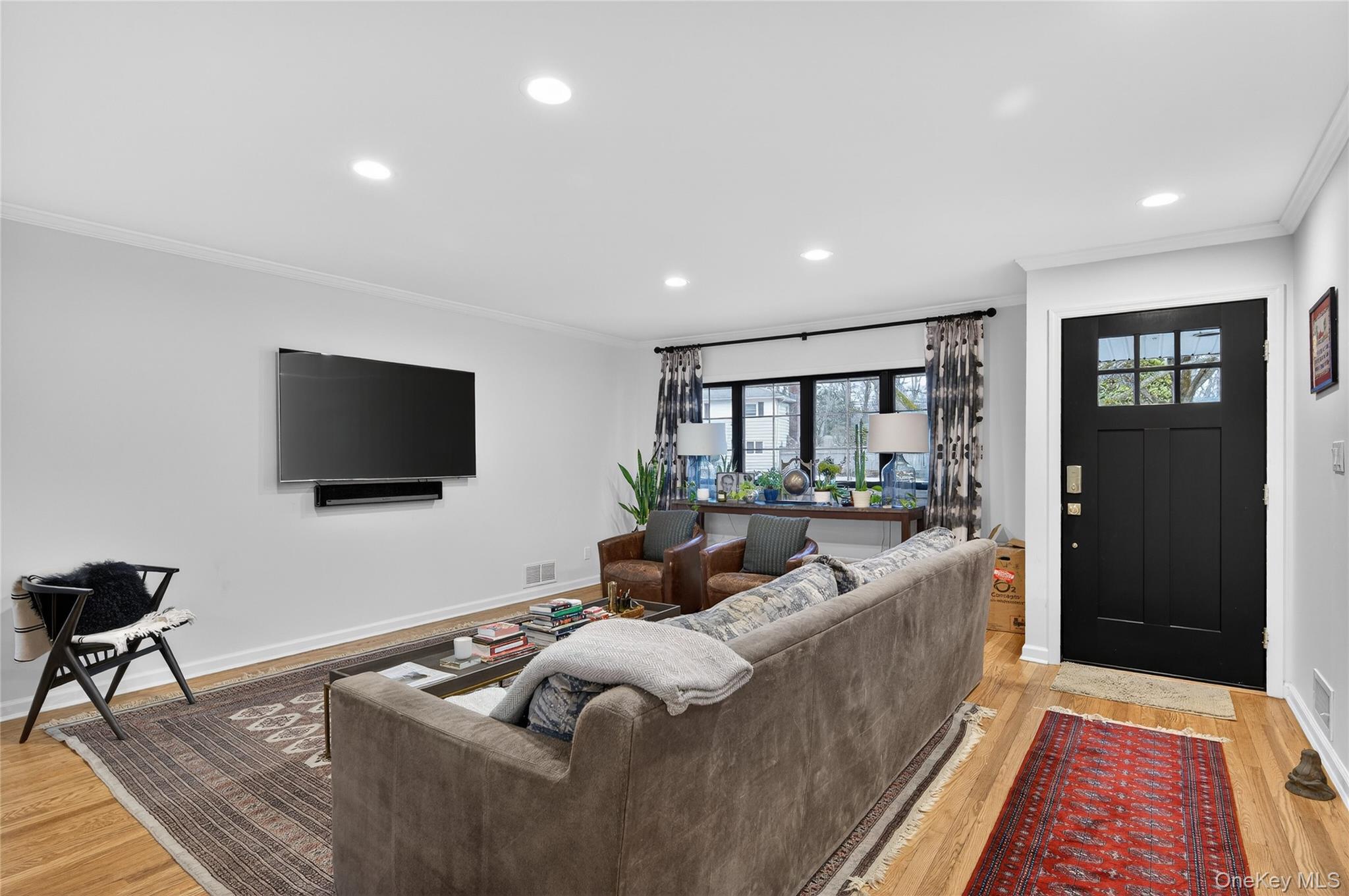 #4 photo, 59 Grist Mill Lane, সাফোক কাউন্টি Huntington , NY 11743