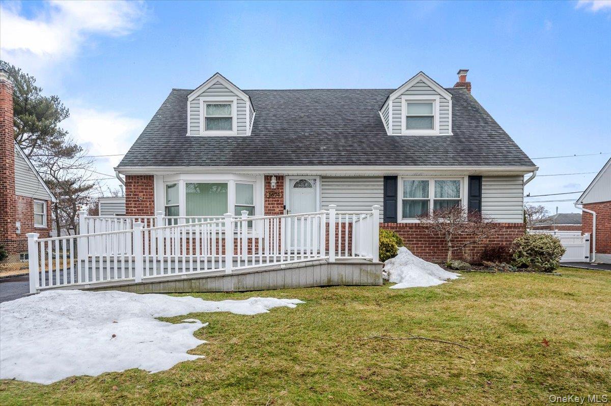 #1 photo, 1674 Kroll Road, East Meadow , NY 11554